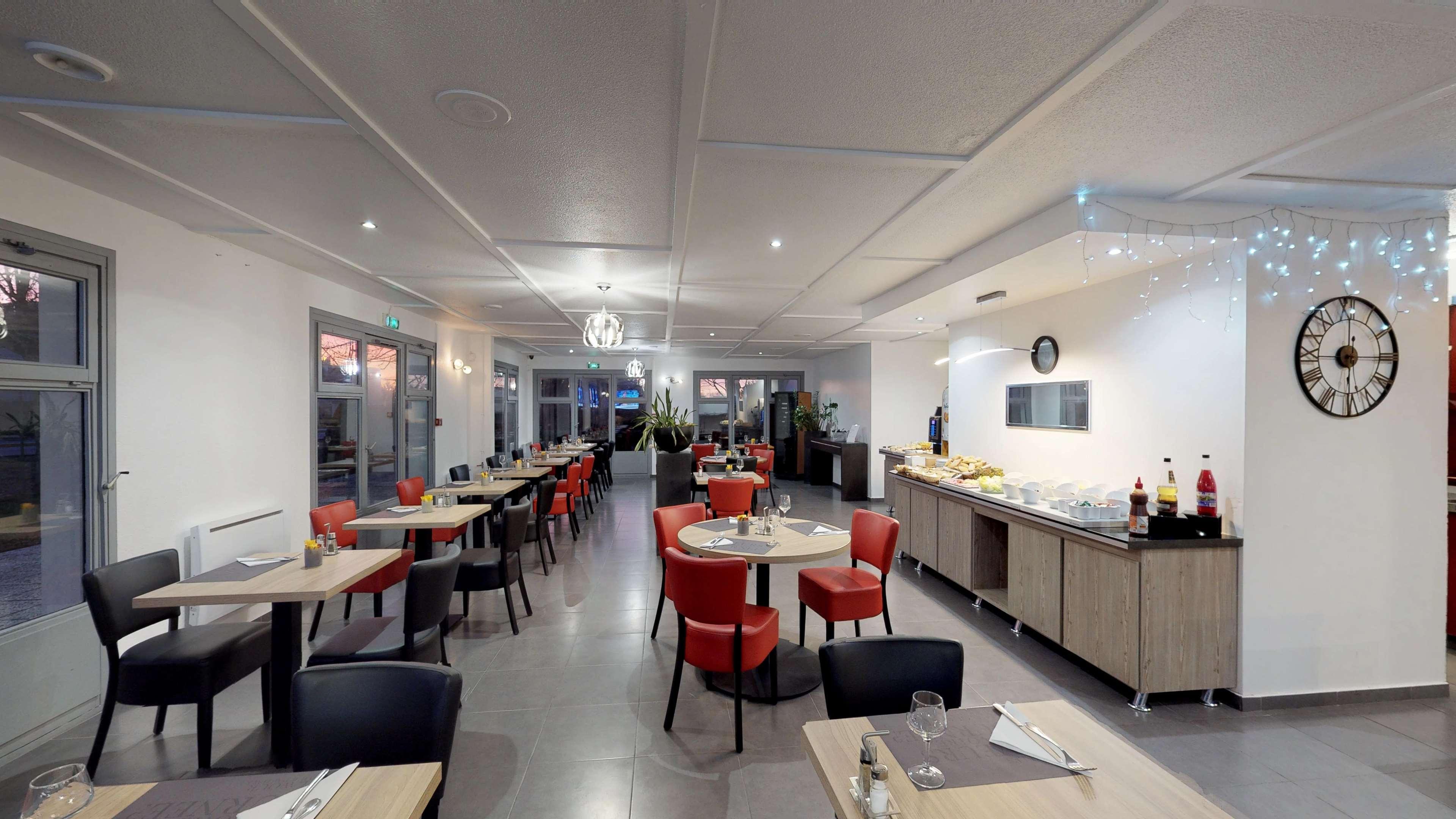 Restaurant Kyriad Fontenay Tresigny