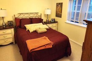 Alquiler Vacacional - Spacious and modern 2 level condo convenient to downtown Bethesda & DC