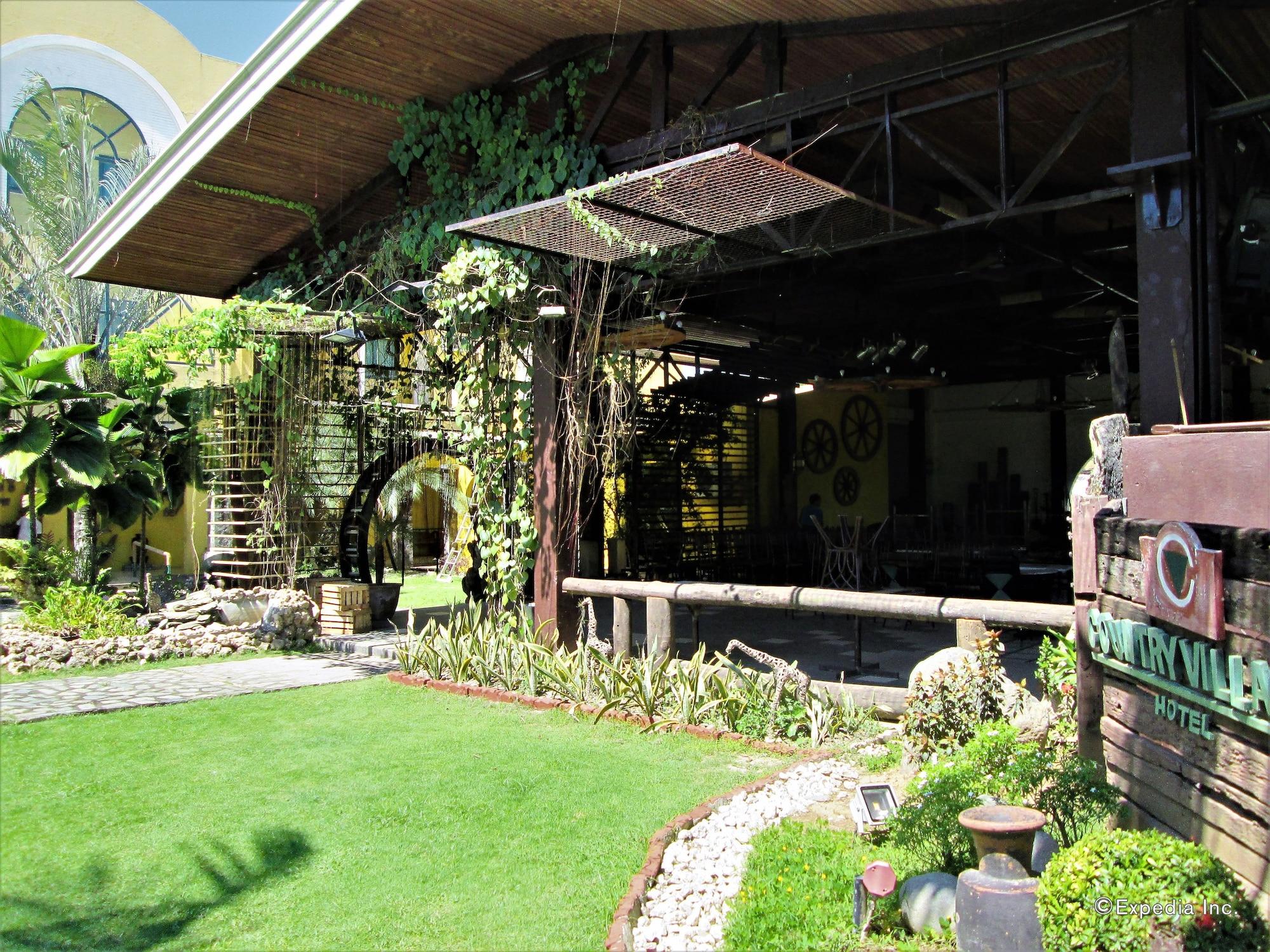 Vista Exterior Country Village Hotel