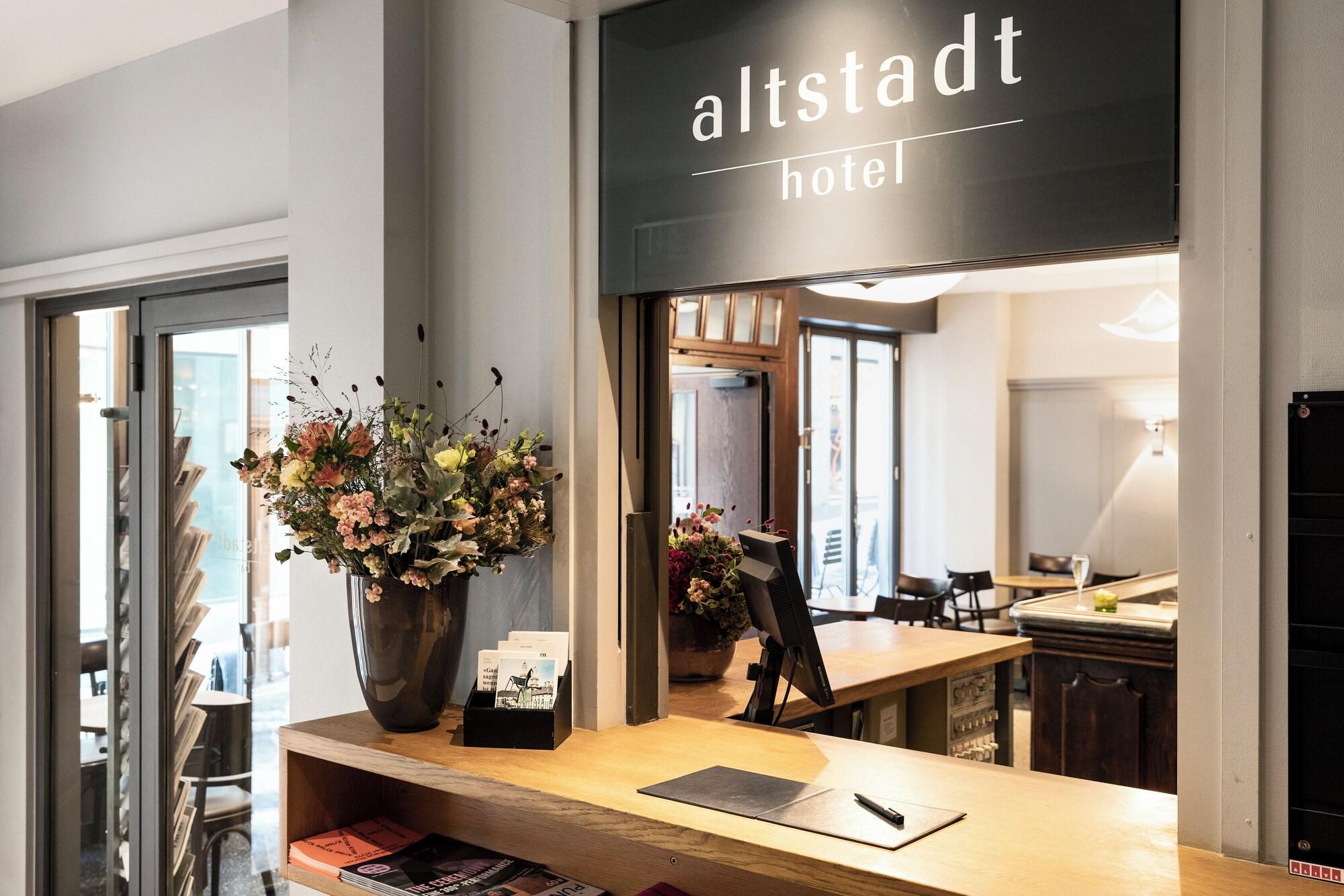 Vista Lobby Altstadt Hotel
