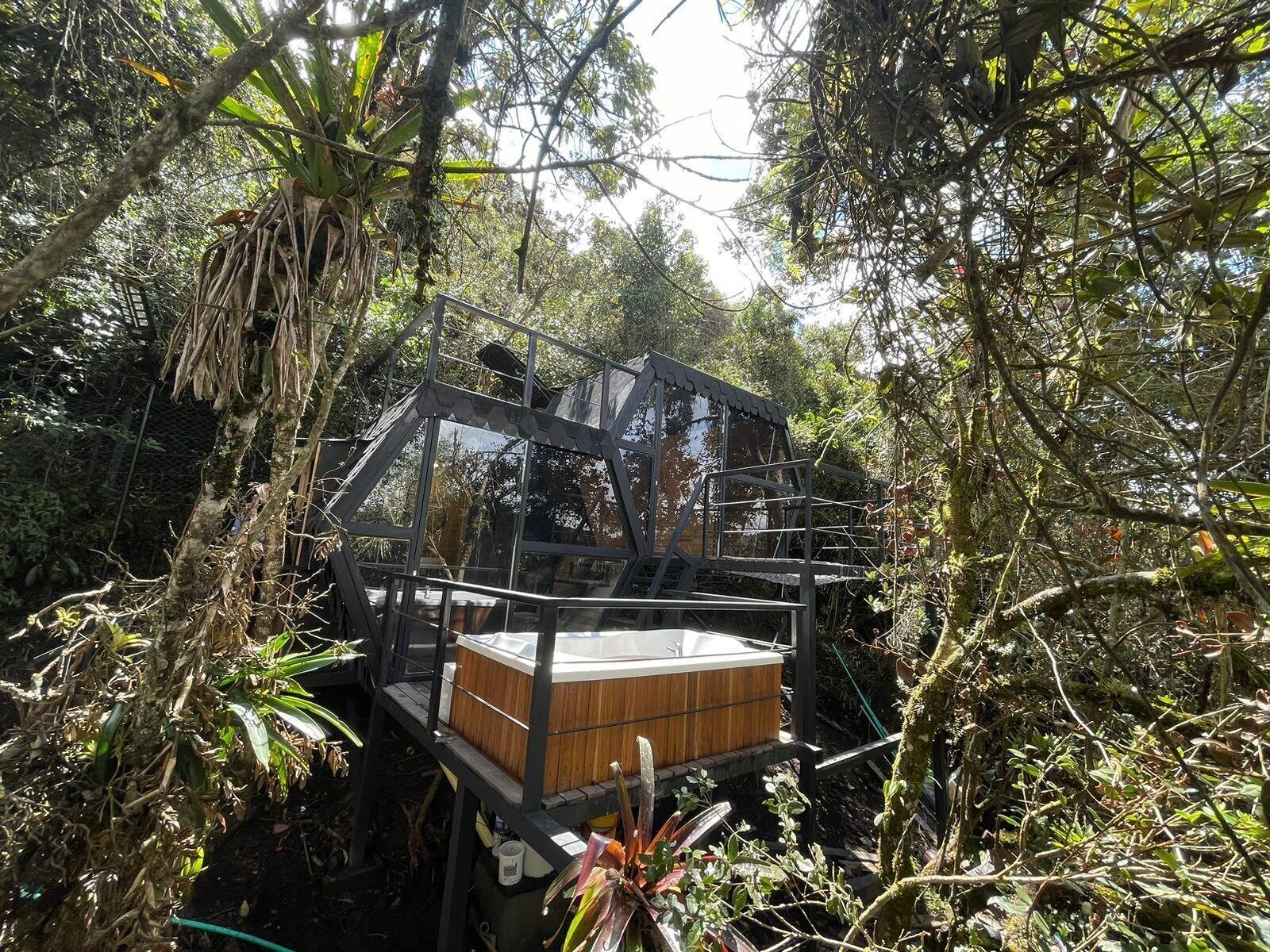 Varios Laguna Glamping