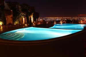 Alojamiento - Eden Rock Hotel