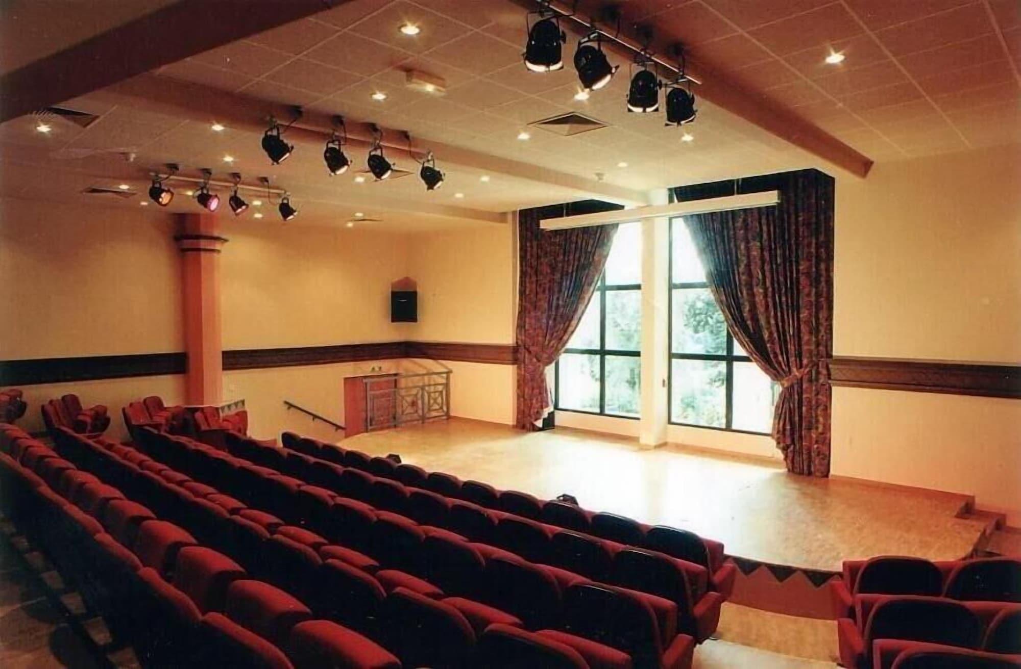 Sala de Reuniones Aec Village Vacances - Les Cèdres