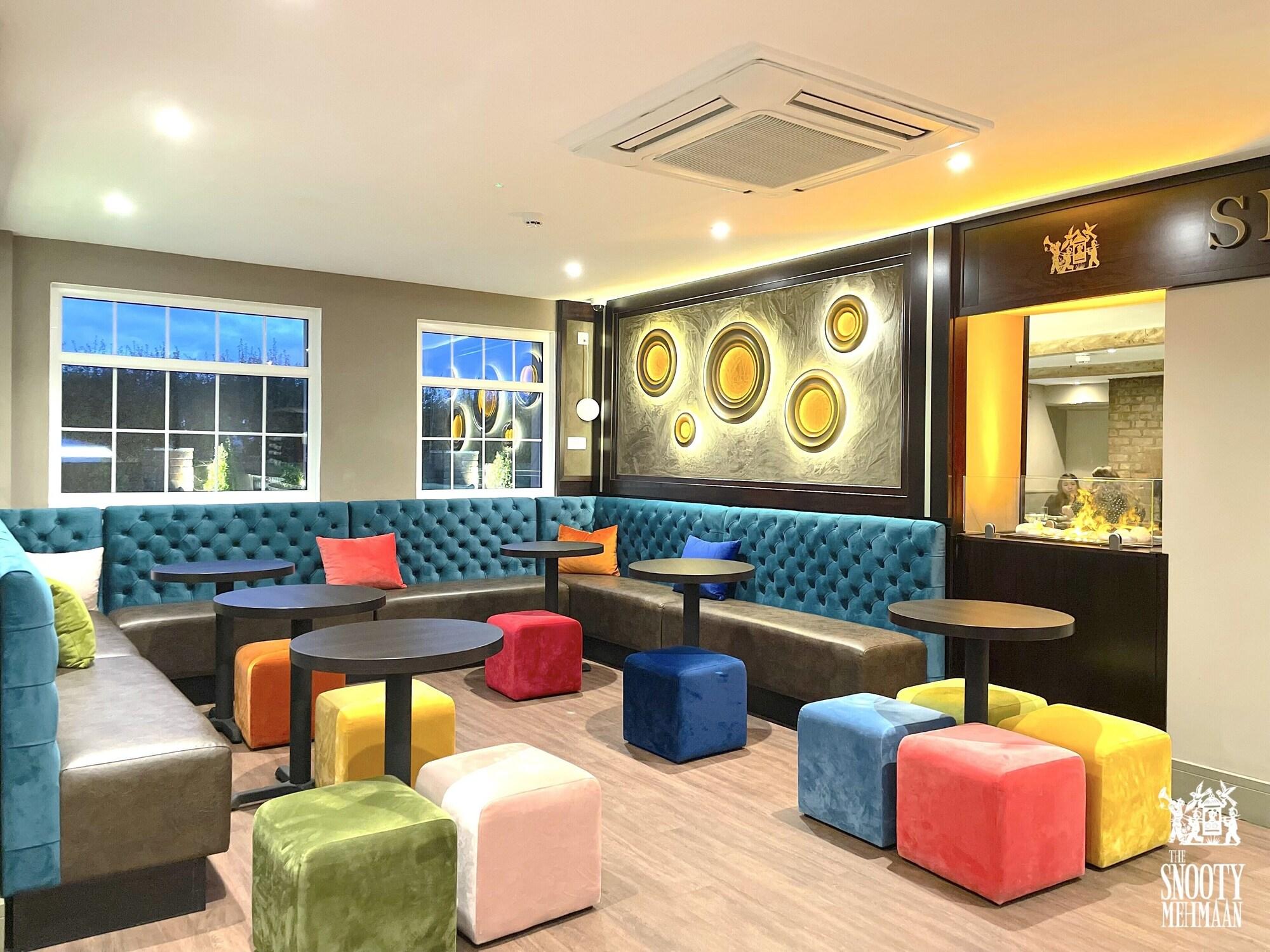 Varios The Boutique Hotel by The Snooty Mehmaan