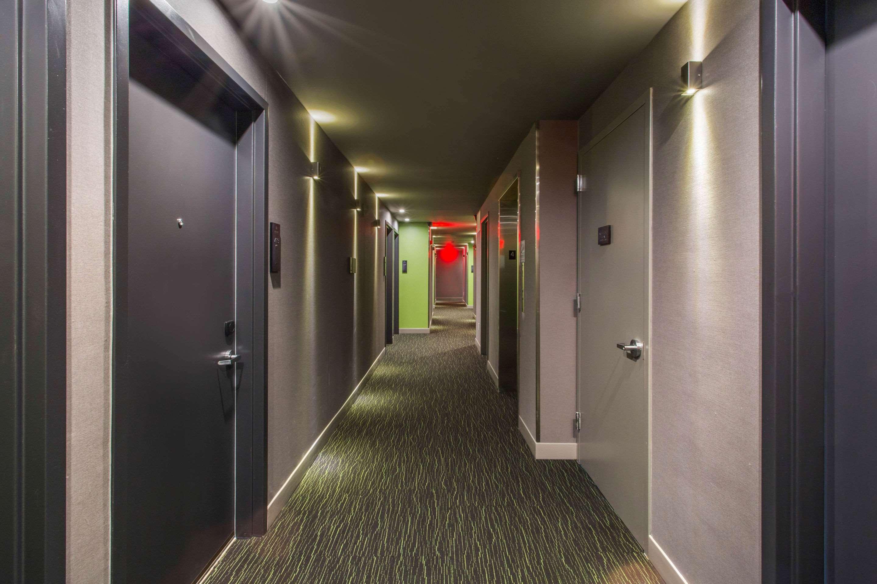 Vista Lobby Insignia Hotel Brooklyn, an Ascend Collection Hotel