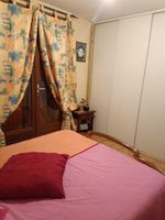 Alquiler Vacacional - Separate F2 apartment. Highway access 2 minutes away, quiet neighborhood.