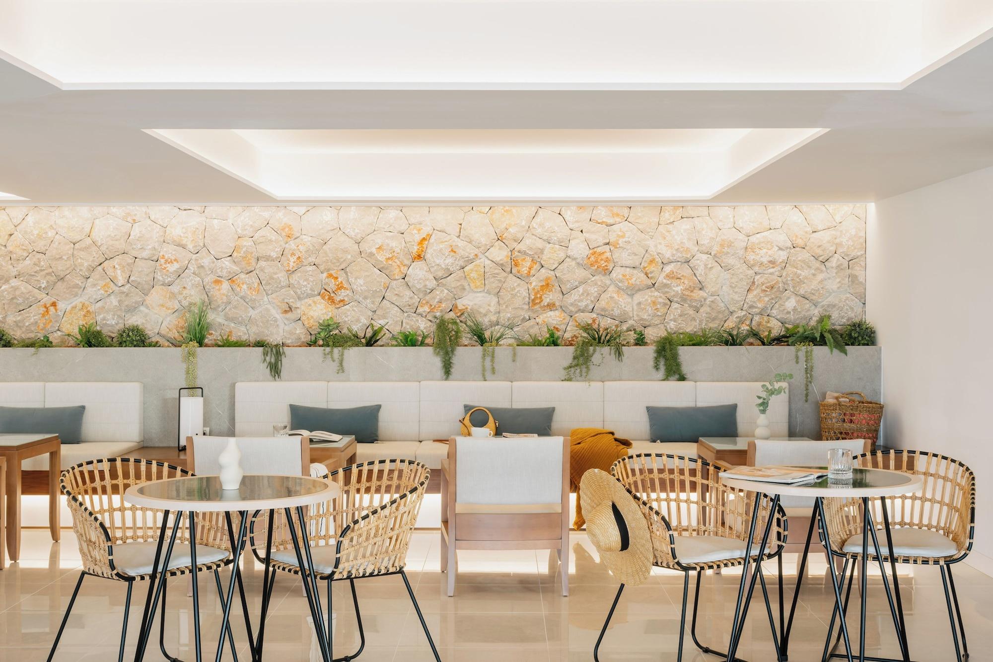 Vista Lobby MIM Mallorca Member of Meliá Collection