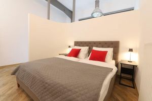 Alquiler Vacacional - Exclusive designer loft with about 100 square meters - in the center