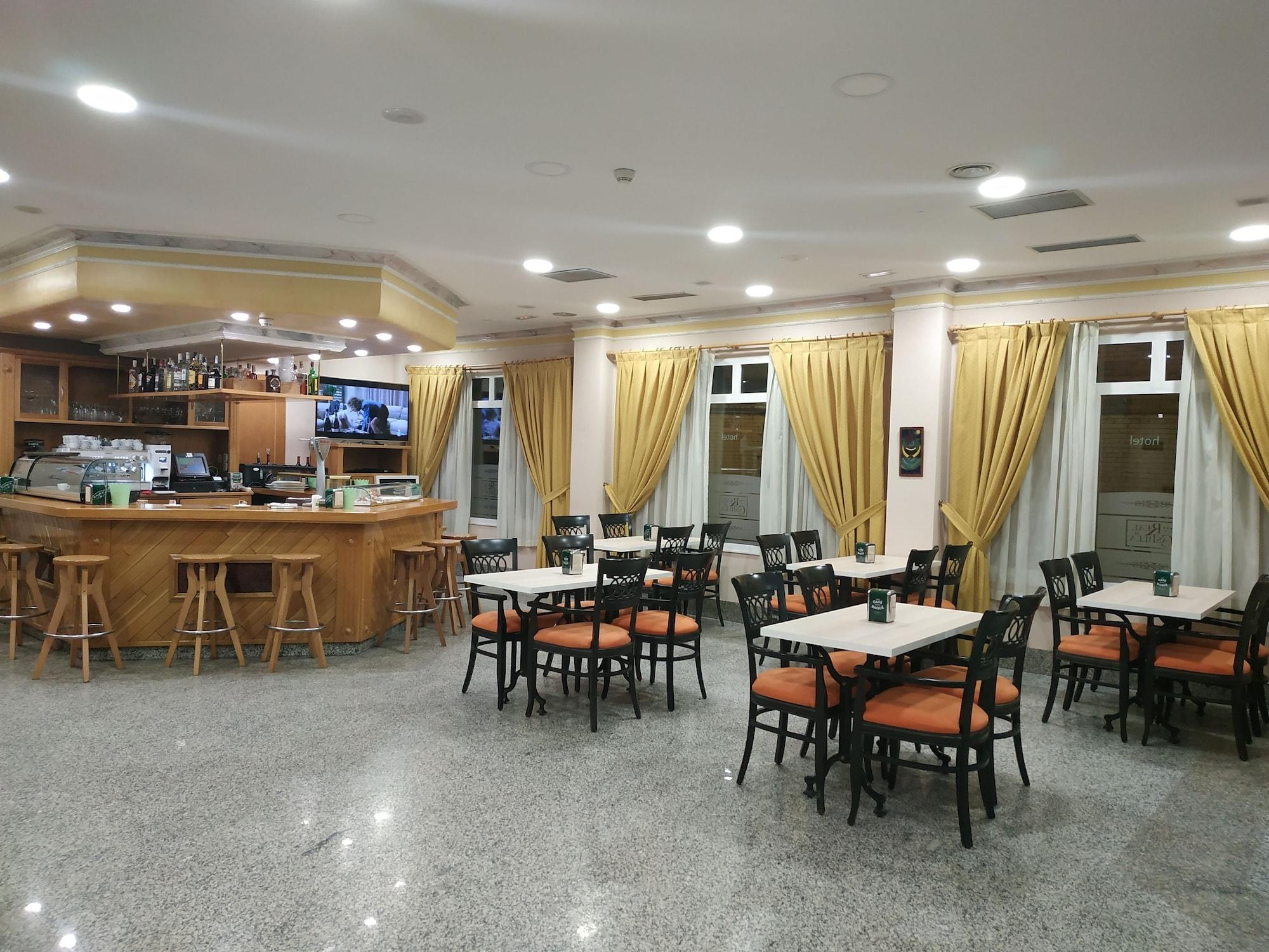 Bar/Salón Hotel Real de Castilla