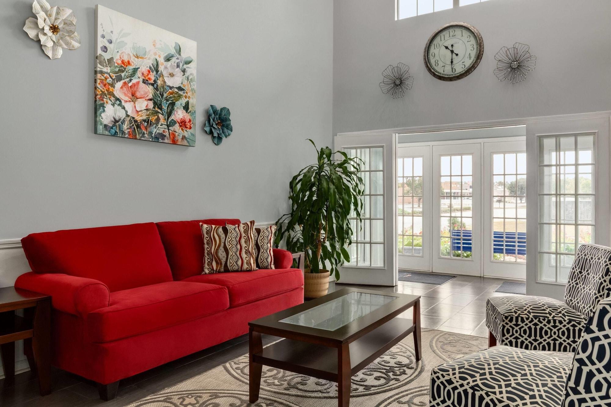 Vista Lobby Baymont by Wyndham Albany at Albany Mall