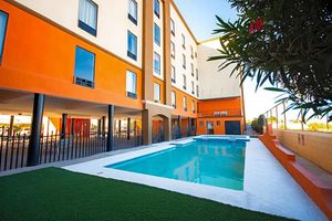 Alojamiento - Hotel Consulado Inn
