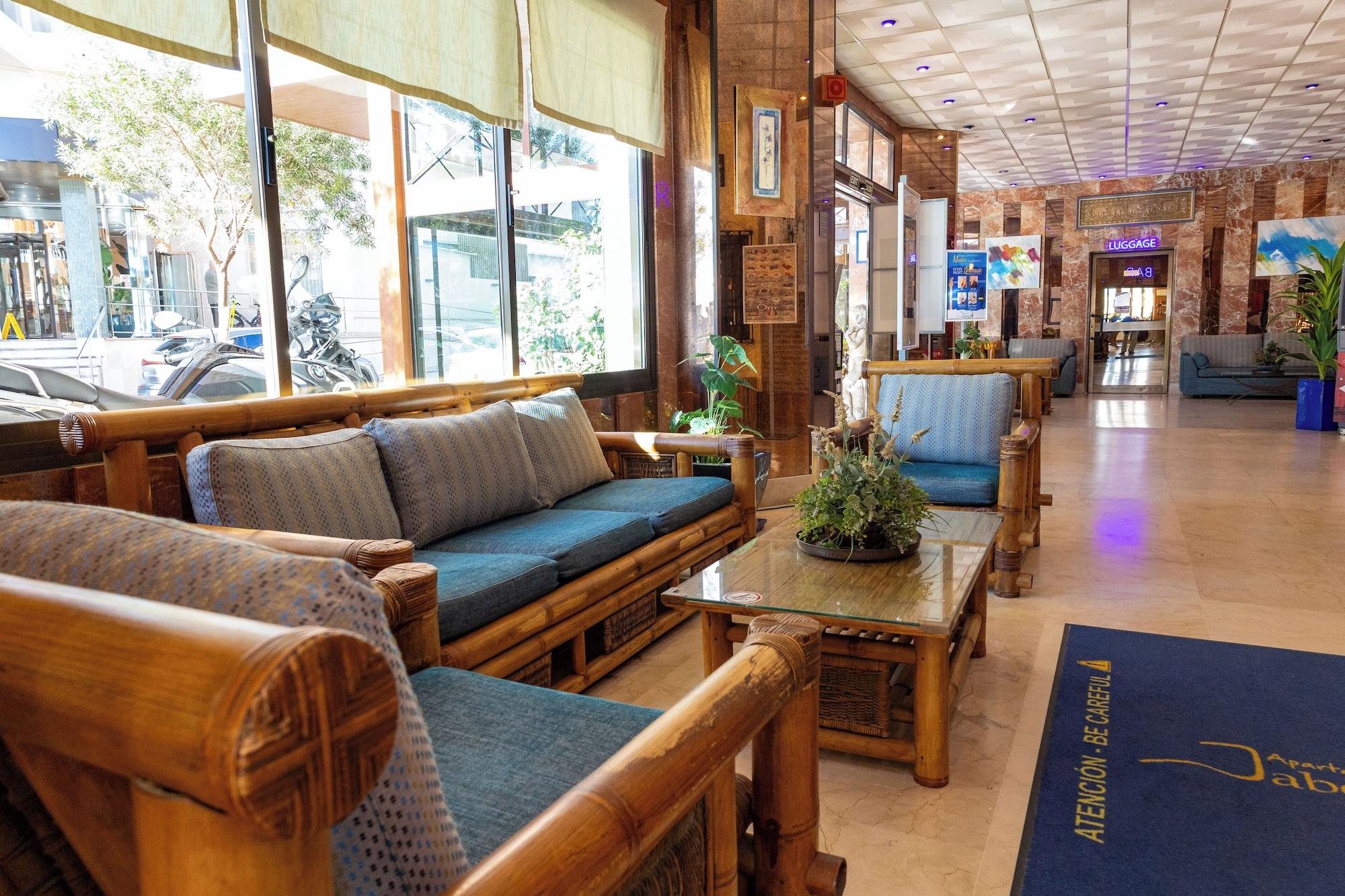 Vista Exterior Apartamentos Jabega