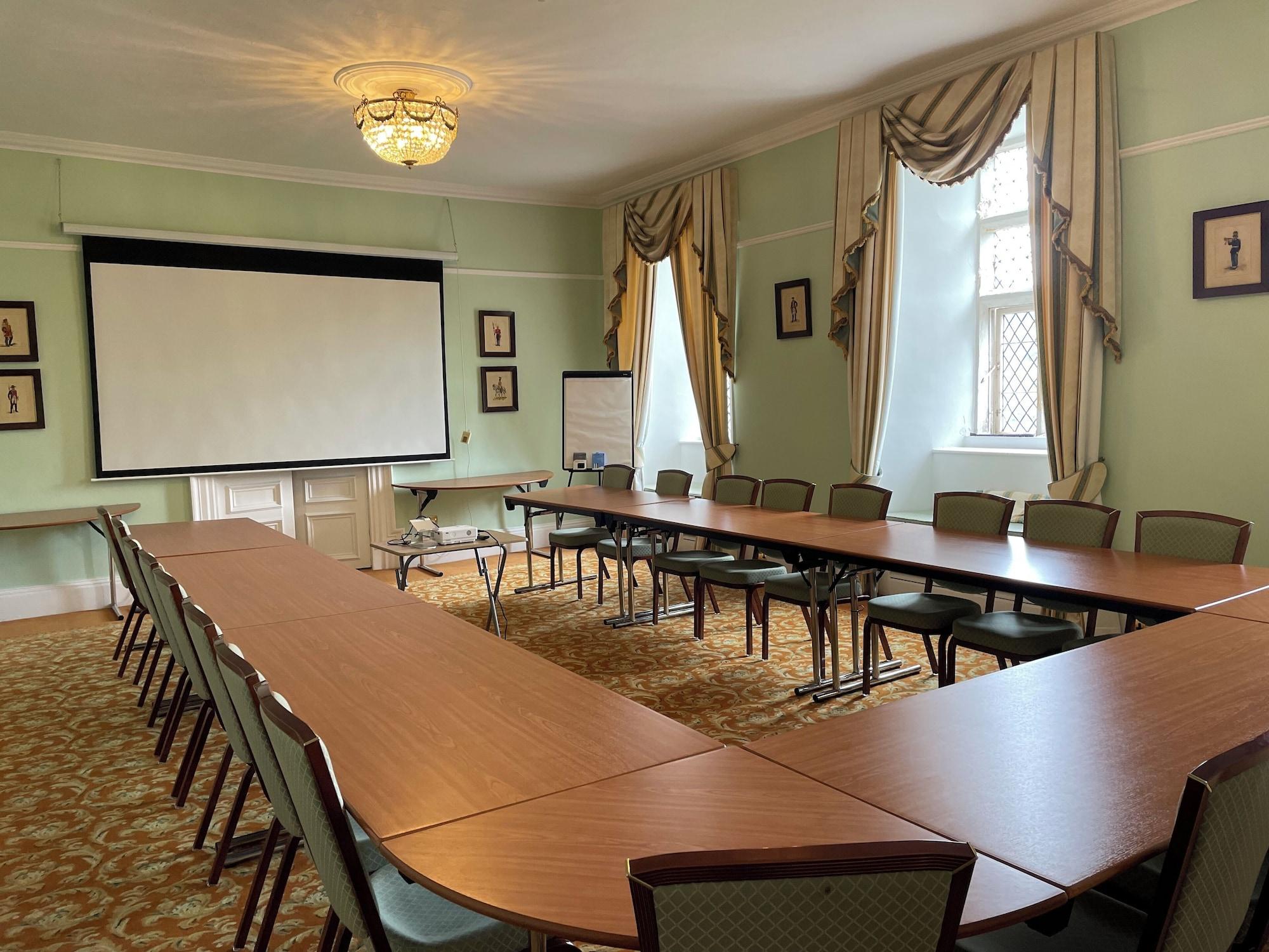 Sala de Reuniones Moresby Hall