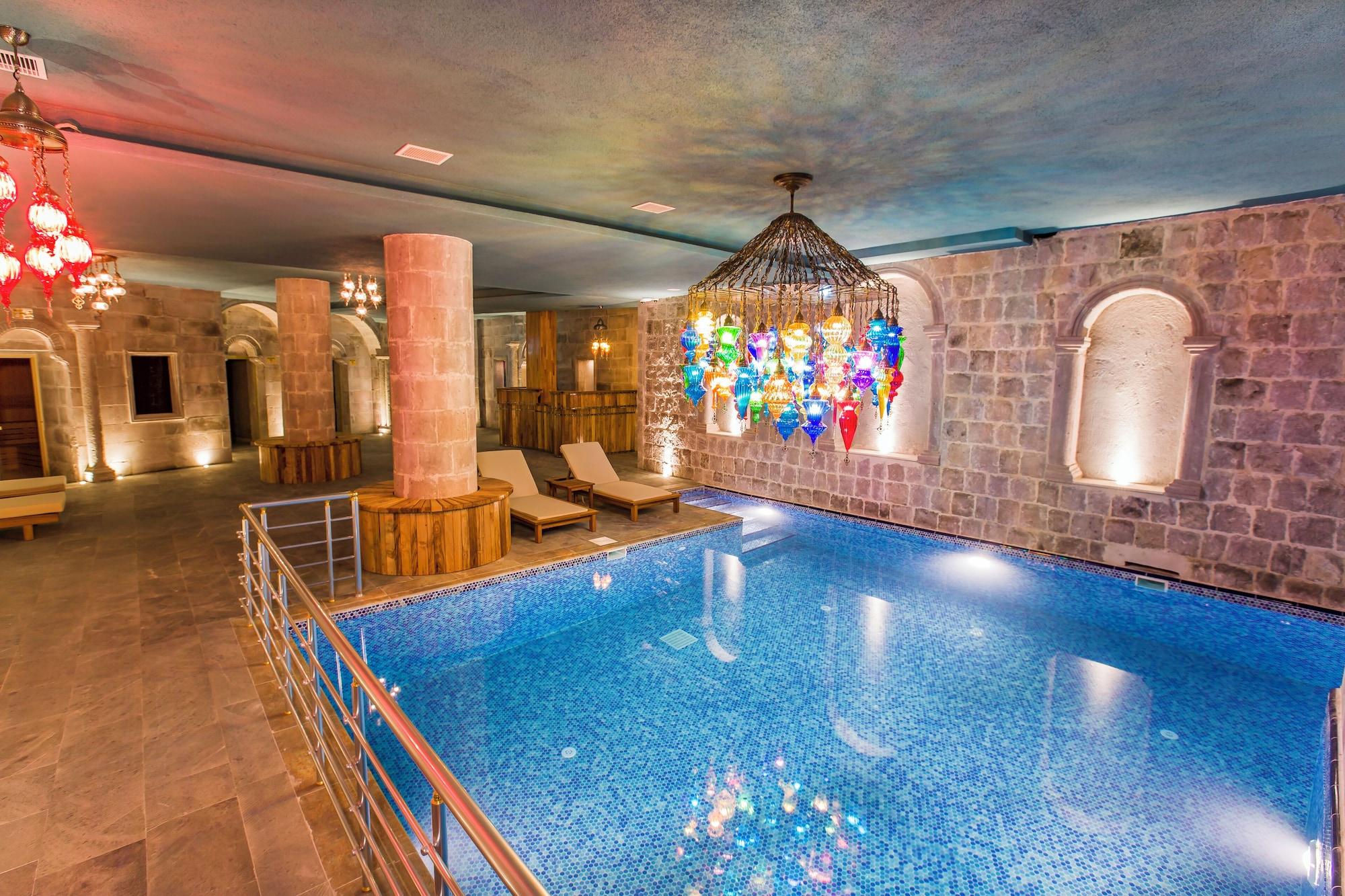 Spa Imperial Cave Suites & Spa