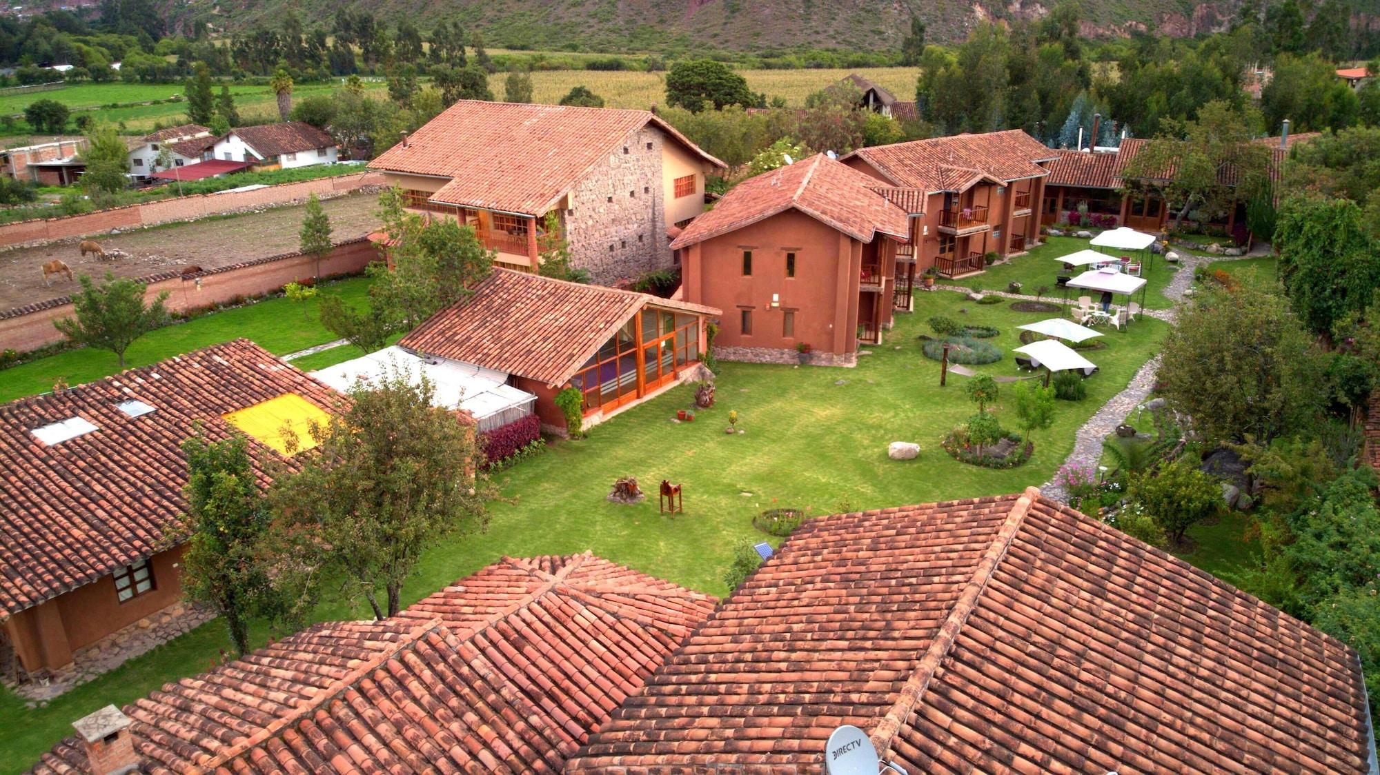 Vista Exterior Lizzy Wasi Urubamba