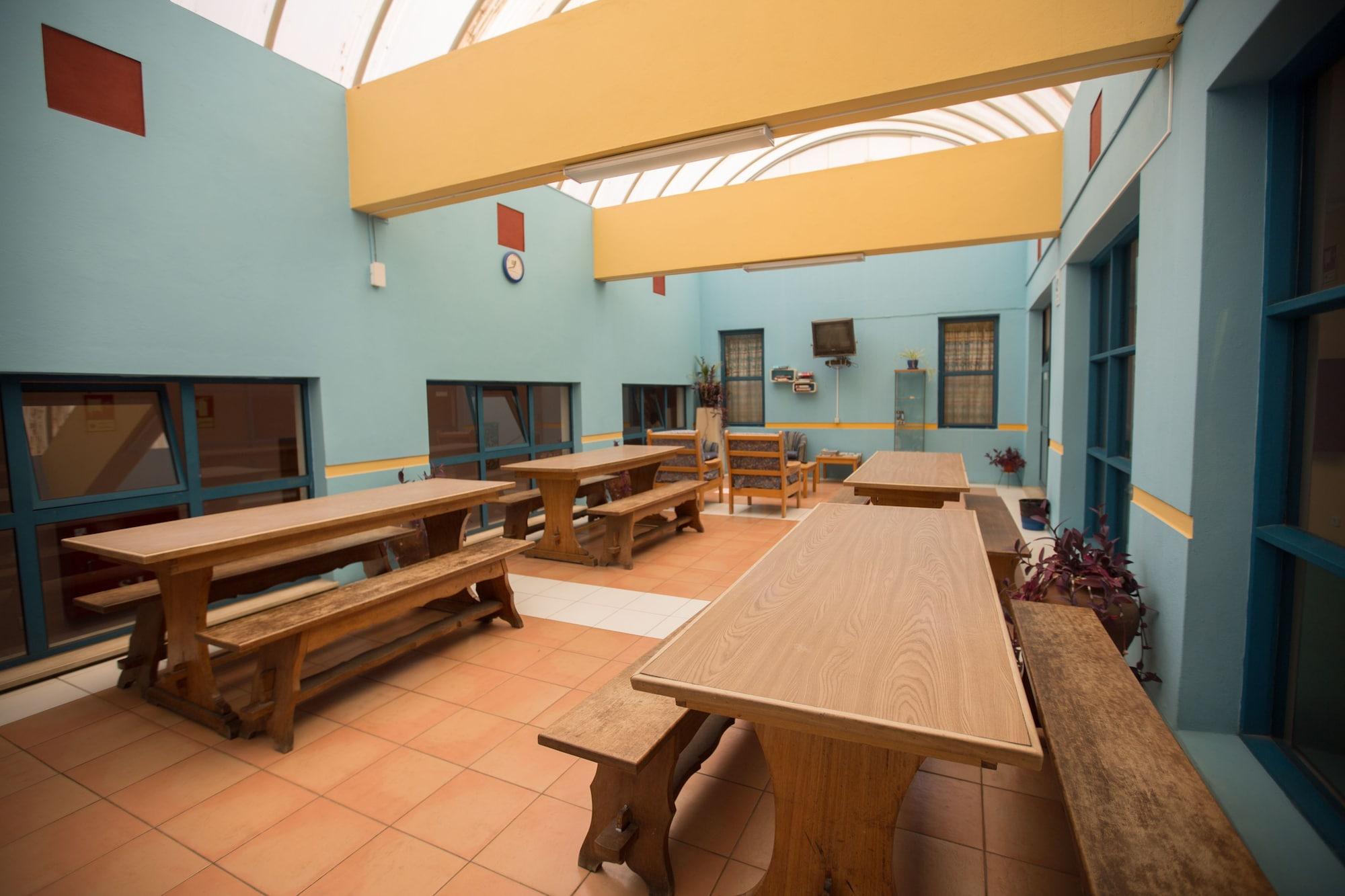 Variados (as) HI Faro- Pousada de Juventude - Hostel