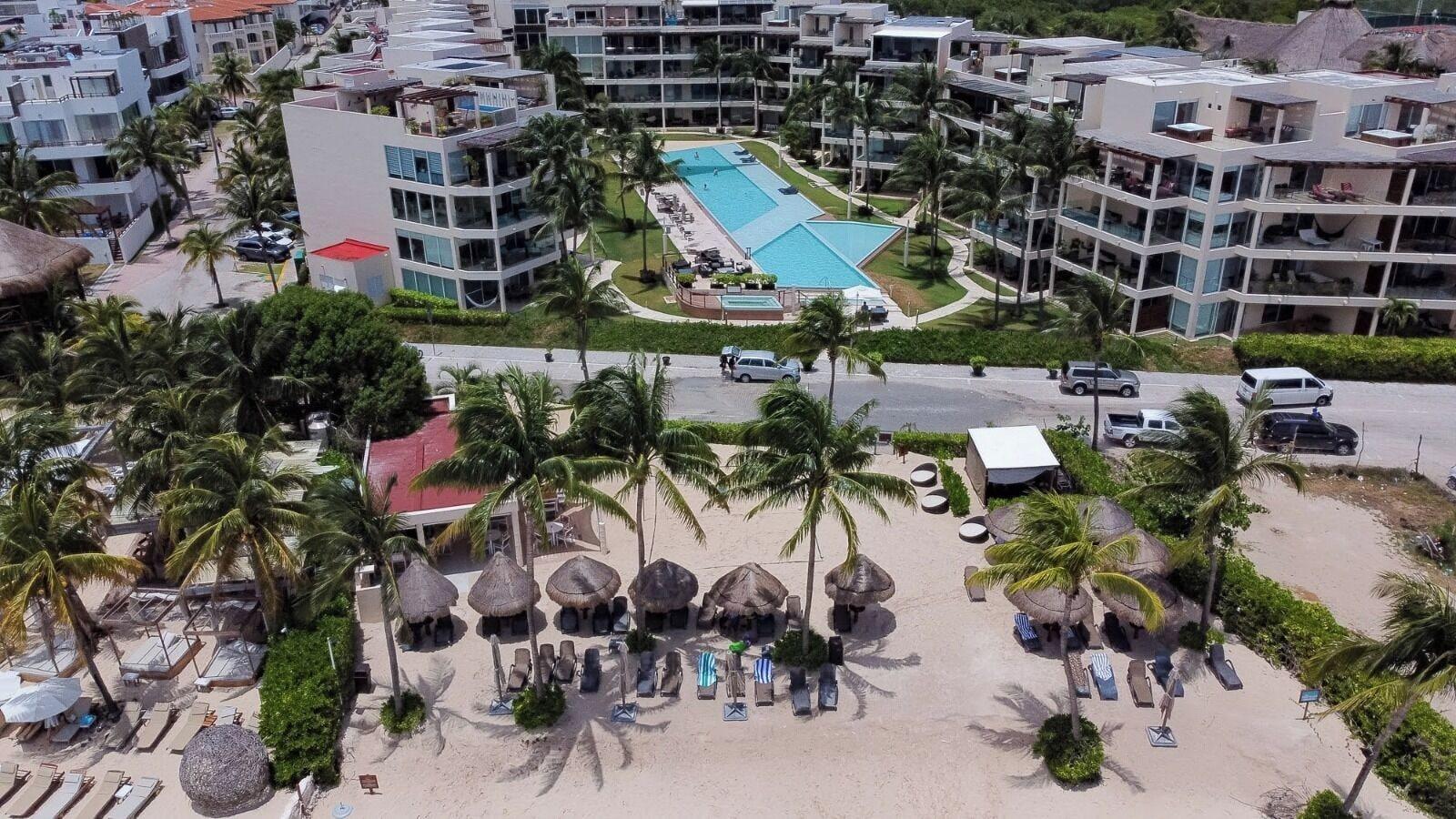 Vista Exterior The Elements Oceanfront & Beachside Condo Hotel