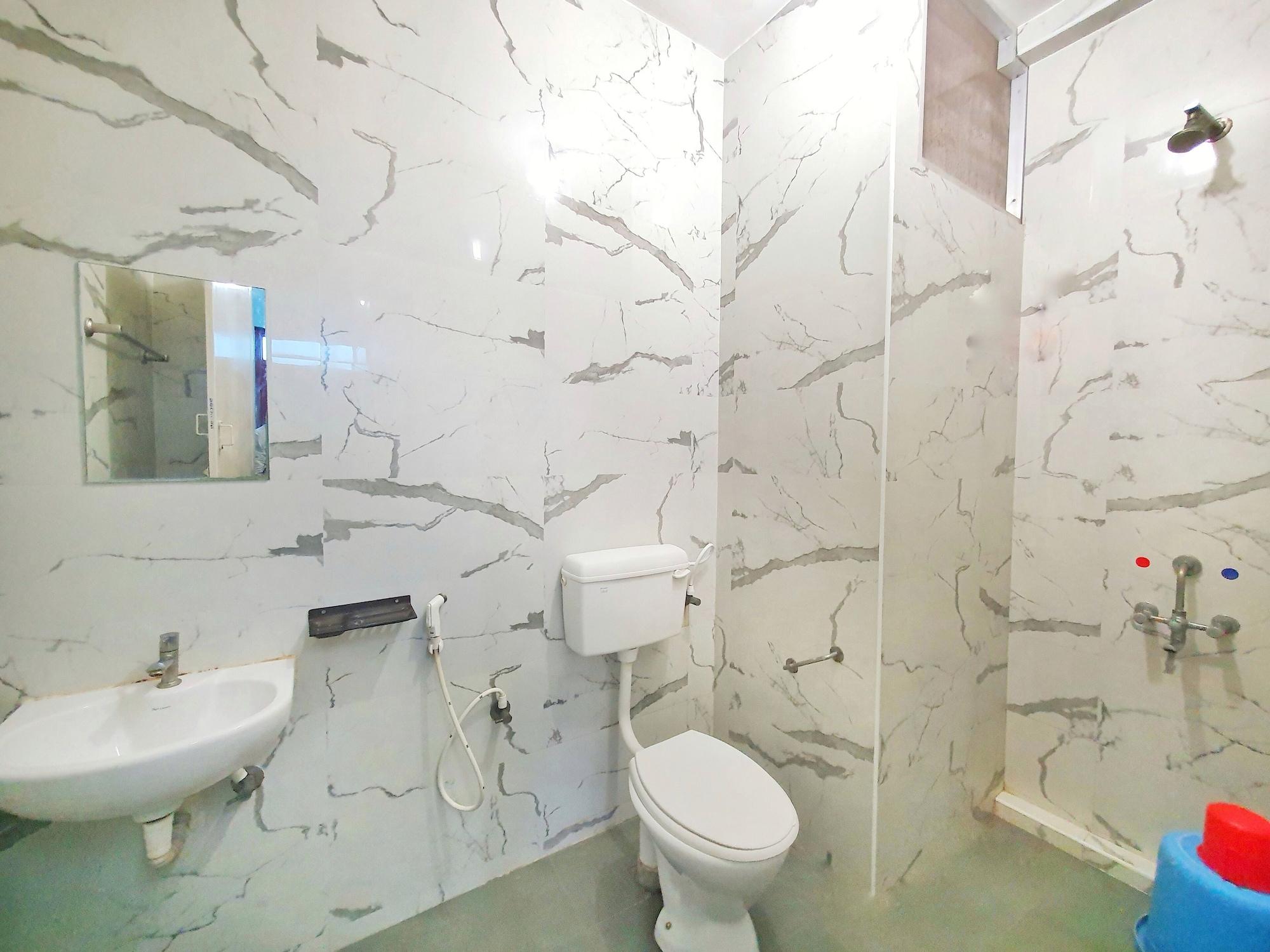 Equipamiento de Habitación S M Mansion near Harbour & High court