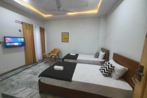 Alojamiento - Dastak Hotels