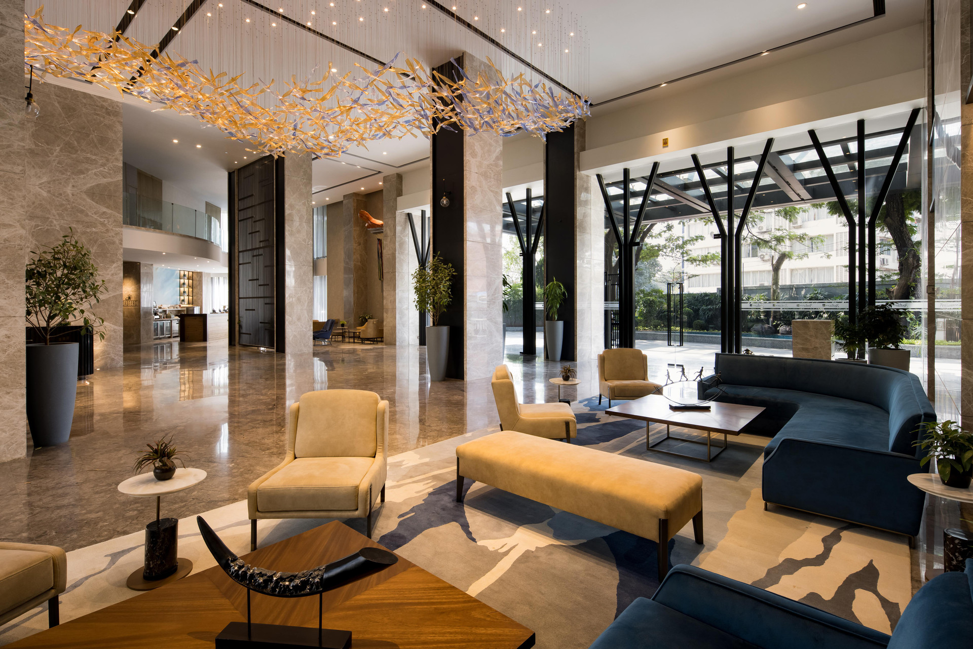 Vista Lobby Radisson Blu Mumbai International Airport