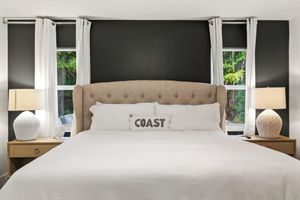 Alquiler Vacacional - NEW! Lush Oasis w/ Pool & Fire Pit