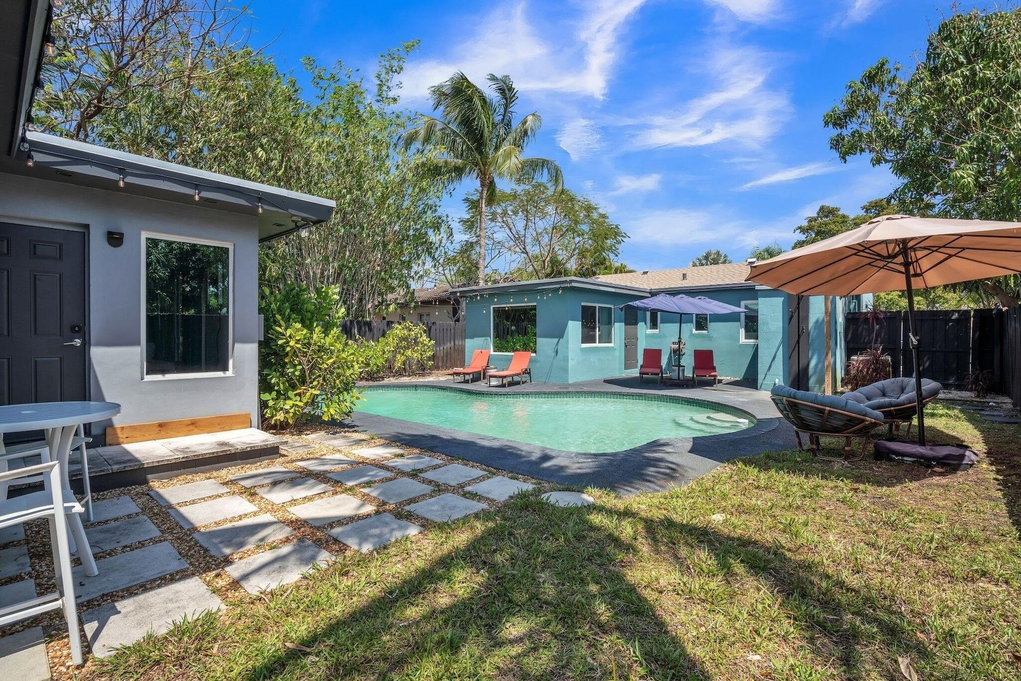 Miscellaneous Great Wilton Manors Location With Two Separate Spaces! Perfect For Your Group! Newly Remodeled 3 Bedroom Home by Redawning