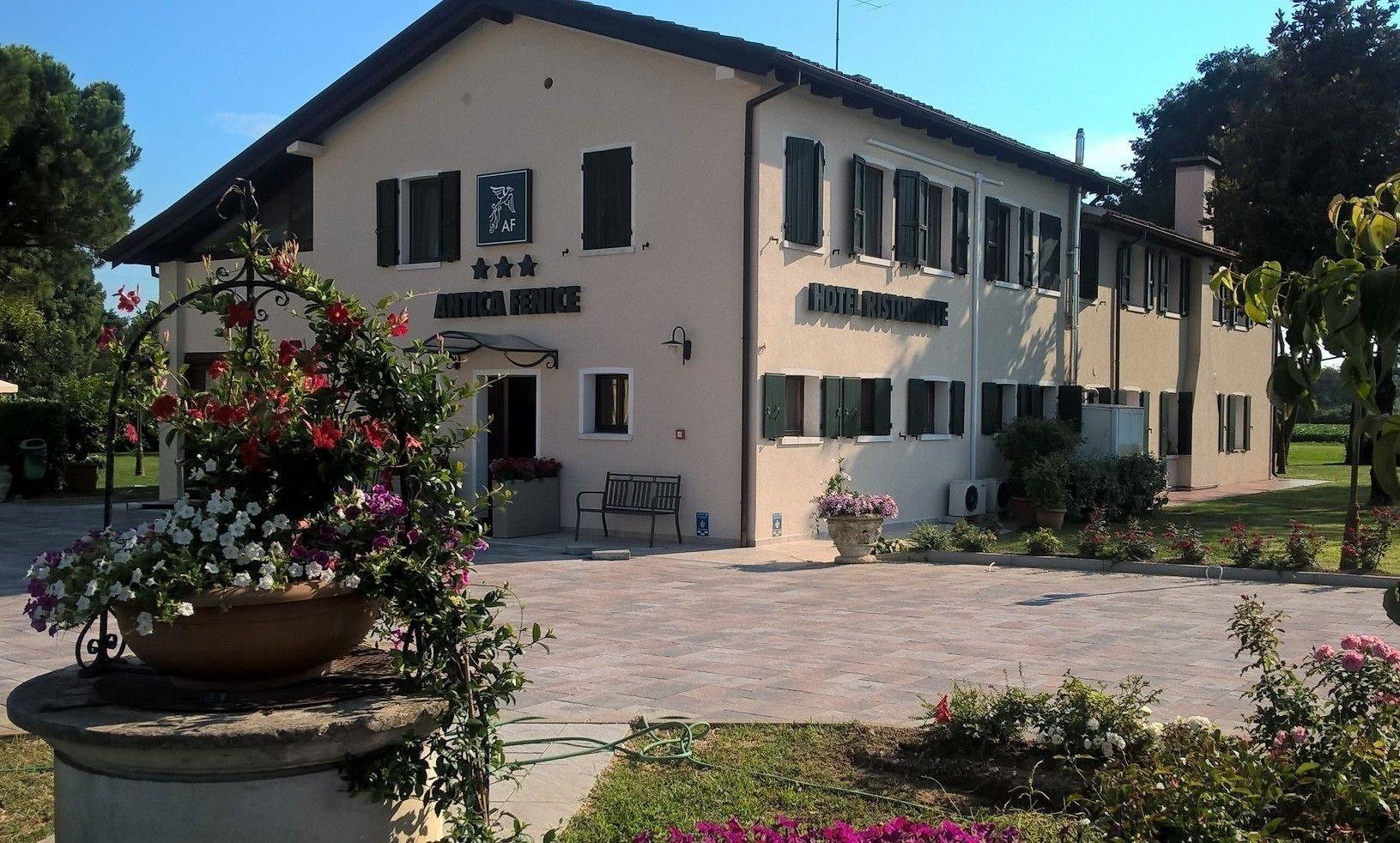 Varios Hotel Antica Fenice