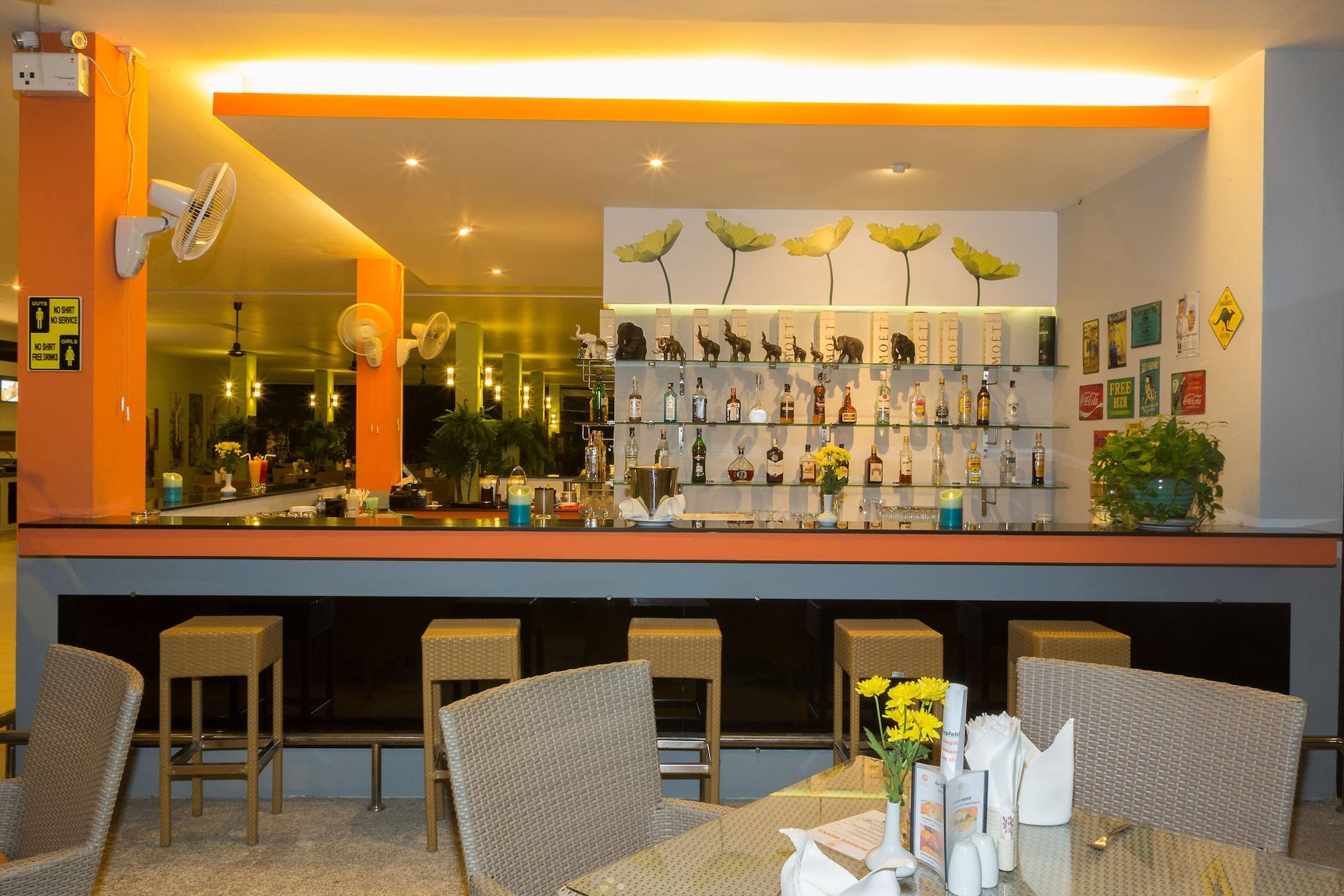Bar/Salón Austrian Garden Hotel Patong