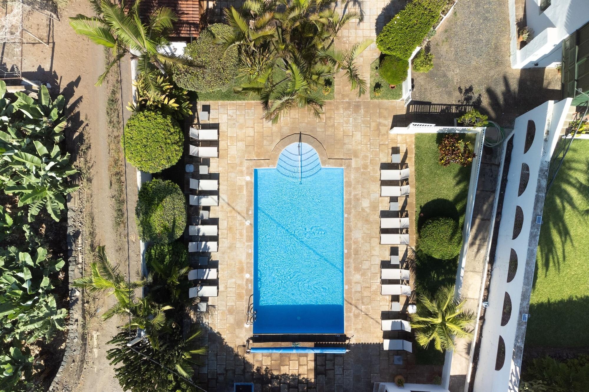 Vista Exterior Hotel El Patio