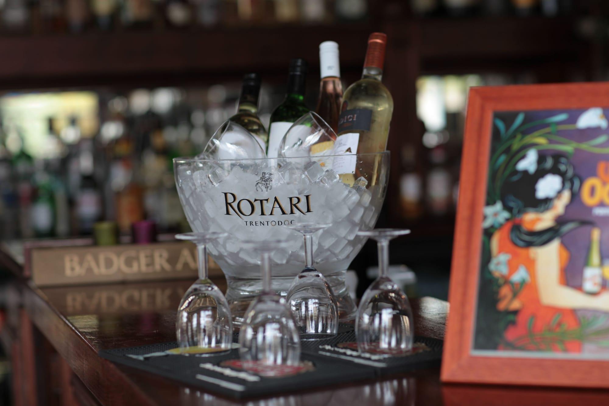 Bar/Salón Newmarket Ale House – Hotel & Restaurant