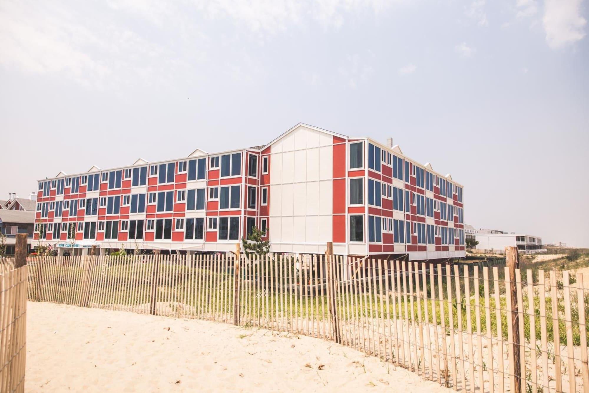 Vista Exterior Surf Club Oceanfront Hotel
