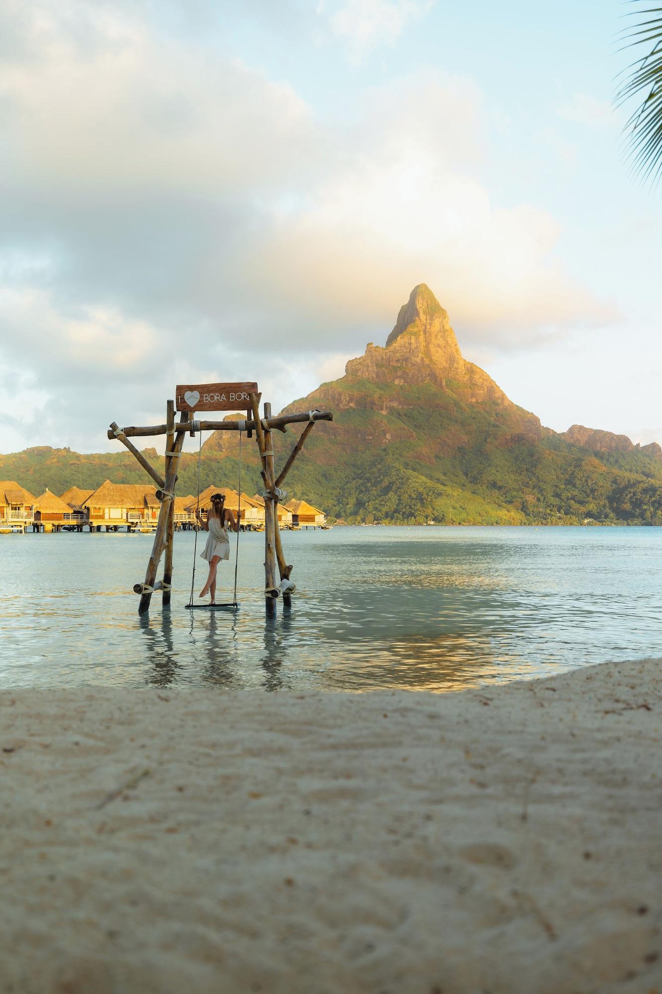 Vista Exterior InterContinental Bora Bora Resort and Thalasso Spa by IHG