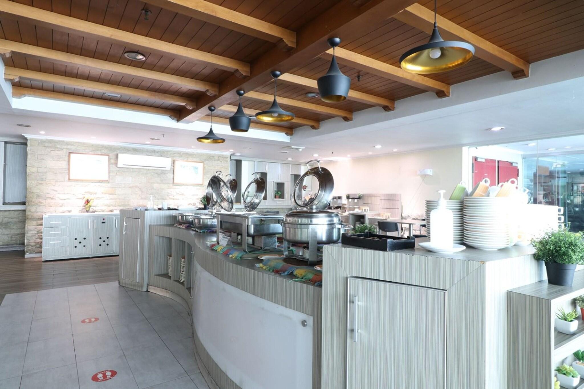 Vista Lobby Tamarin Hotel Jakarta