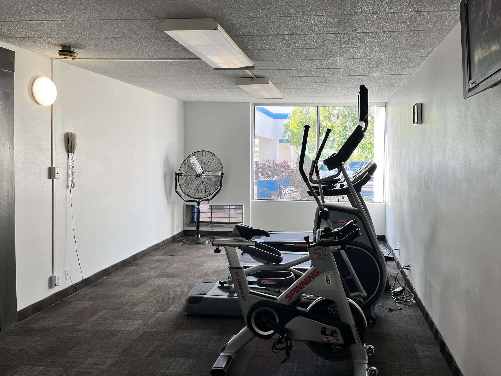 Gimnasio Studio 6 Suites Clarion, PA