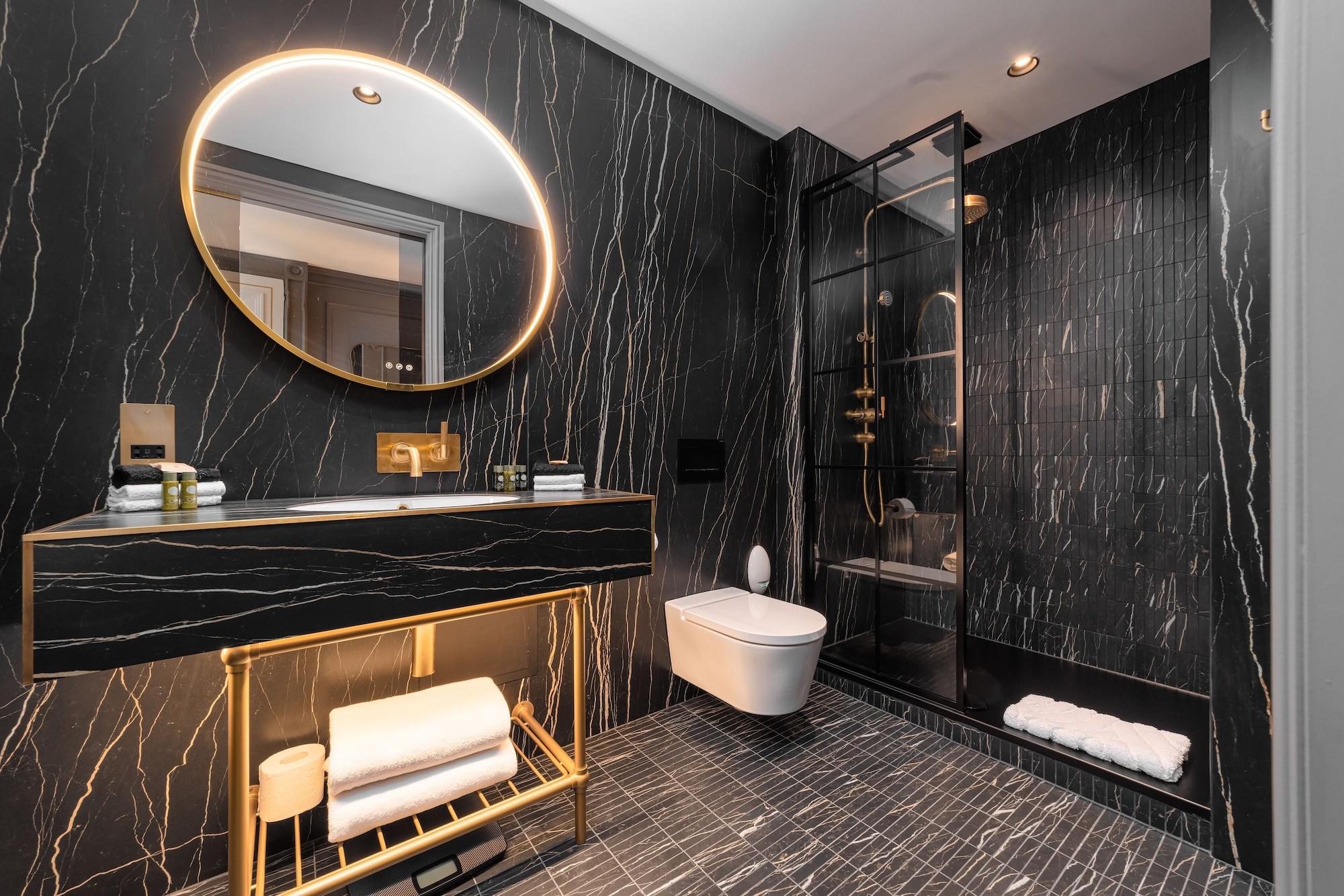 Equipamiento de Habitación No.4 Carlton Hotel