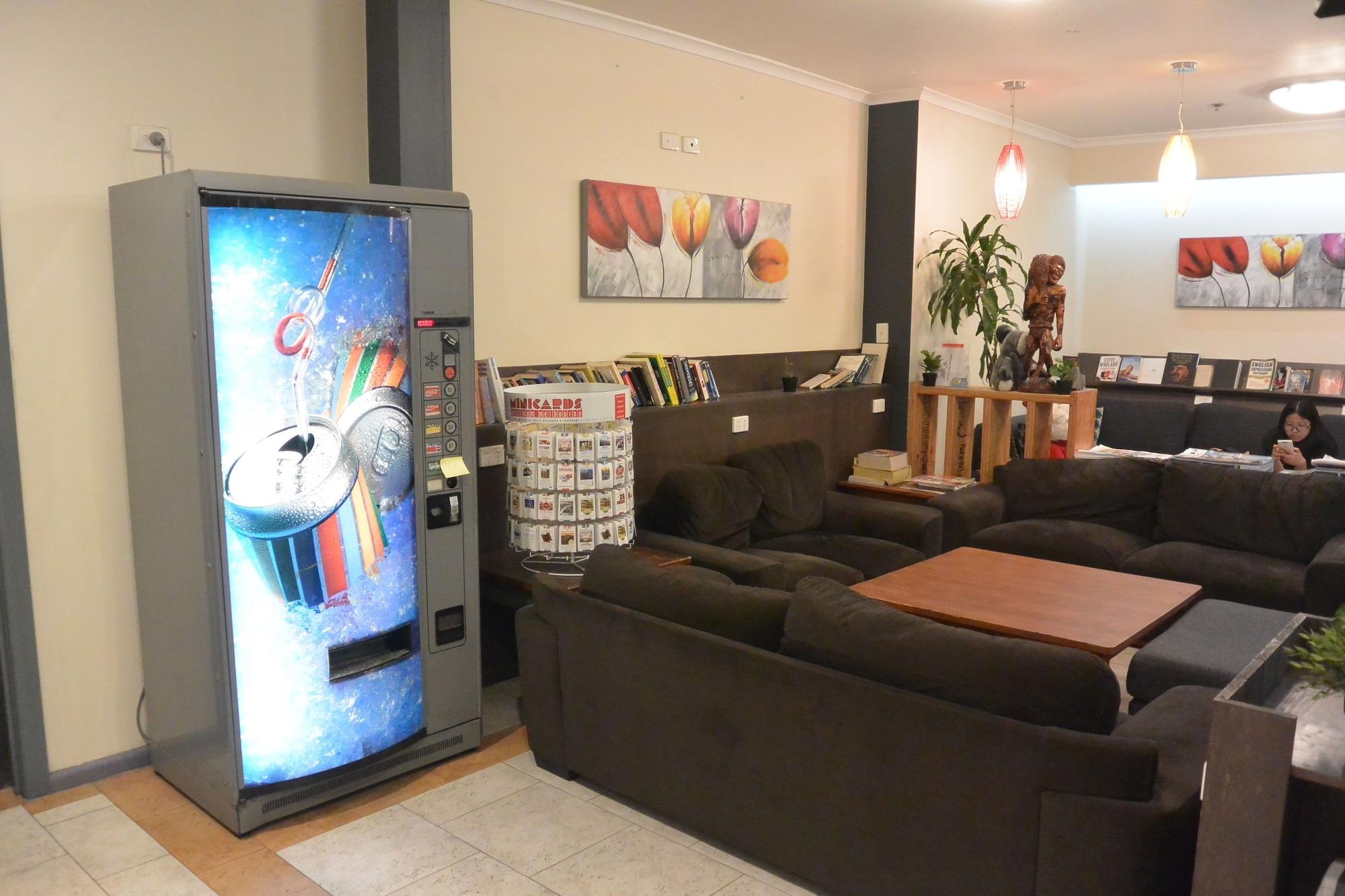 Varios Elizabeth Hostel