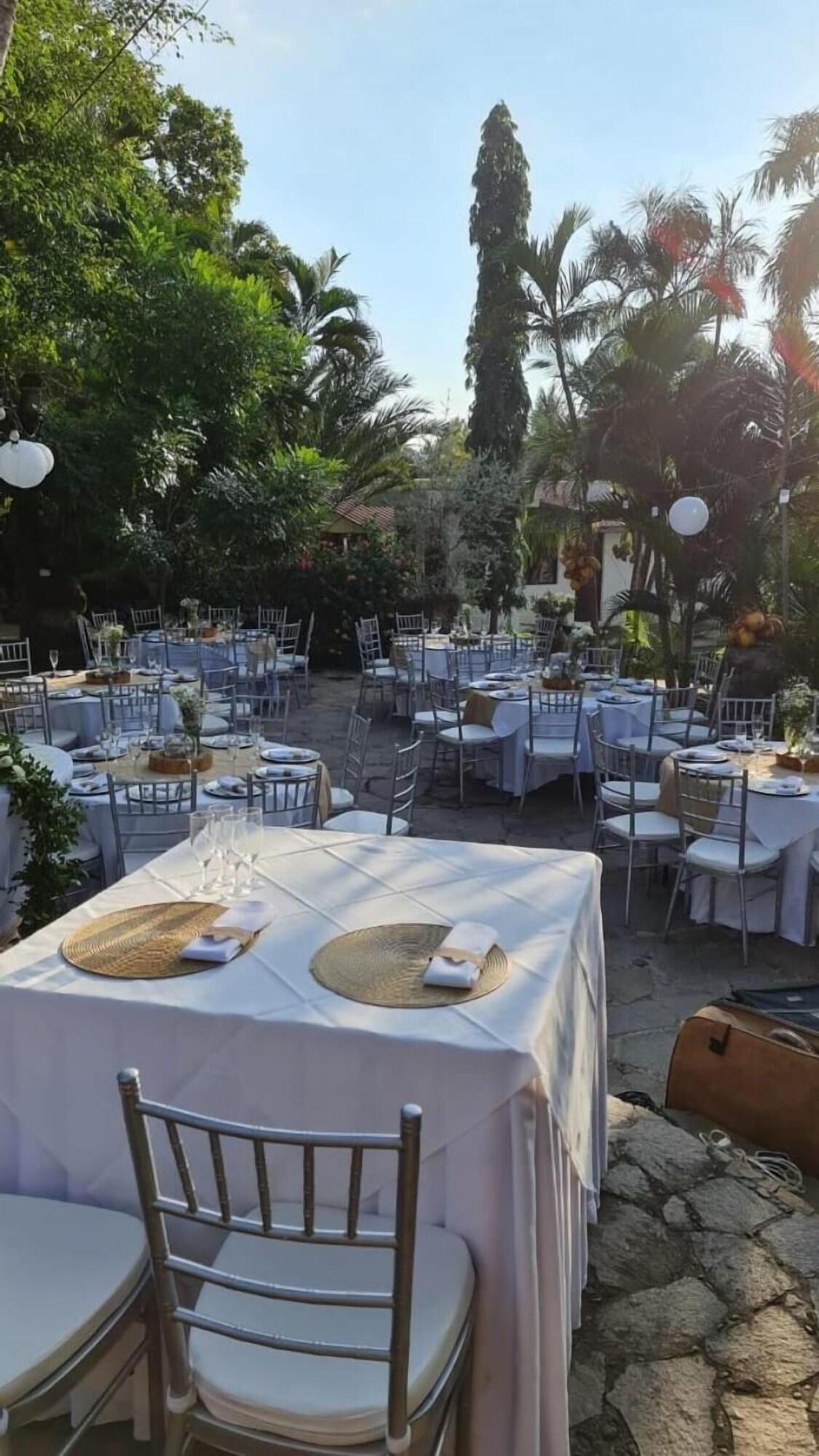 Restaurant Hotel Tunco Lodge Village