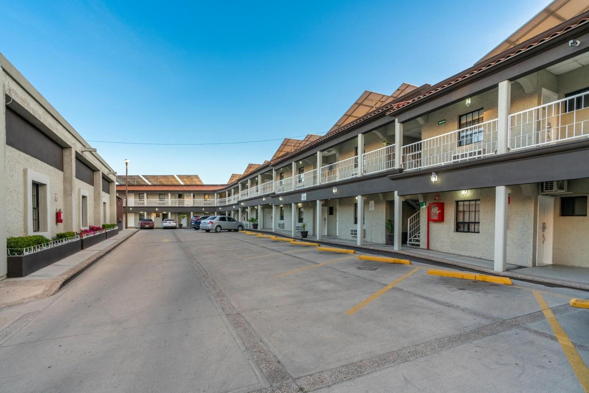 Vista Exterior Hotel Sntenario