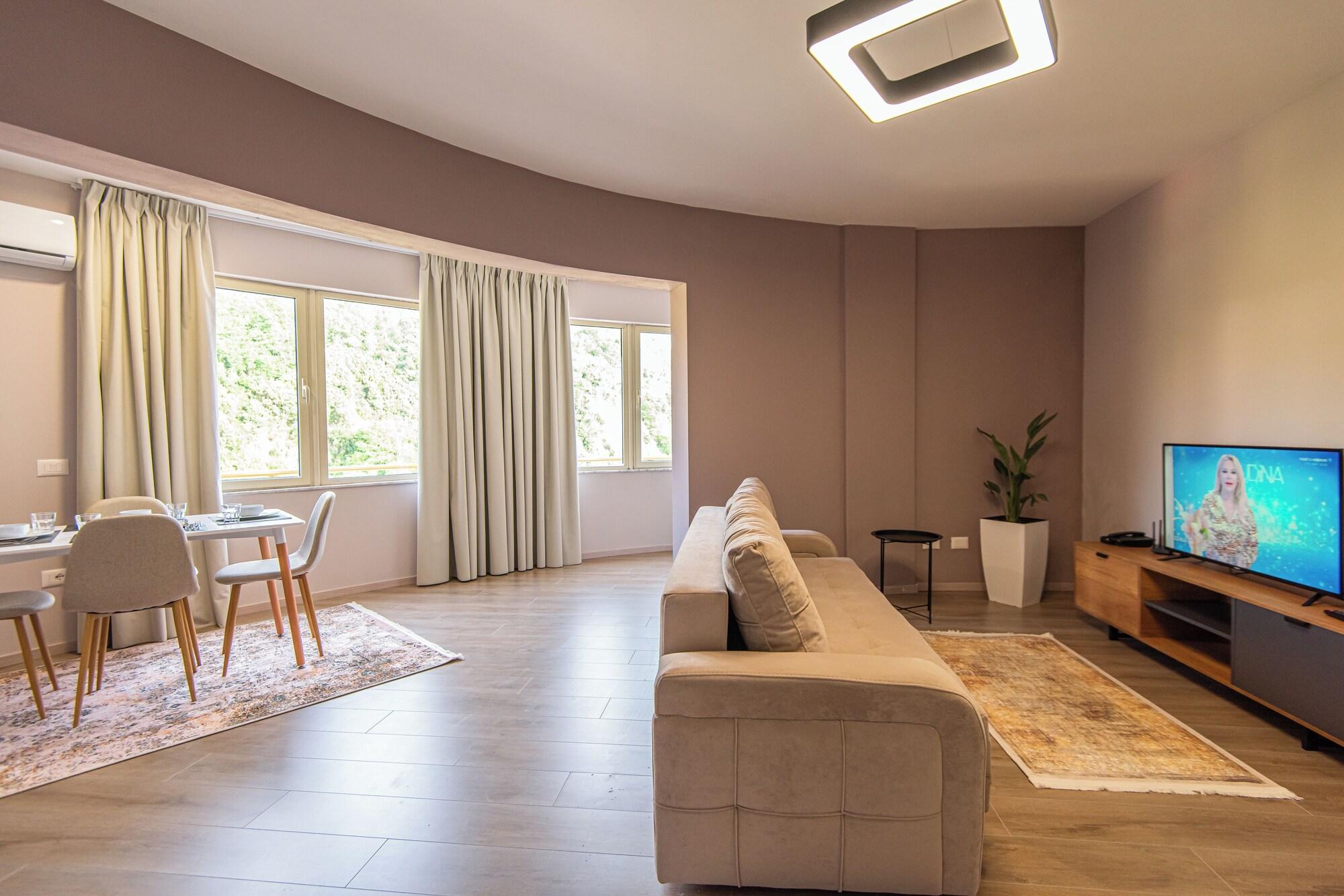 Varios ApartHotel EDA