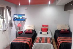 Alquiler Vacacional - Centrally located studio apartment between the Cordillera and the Lake in Patagonia Argentina