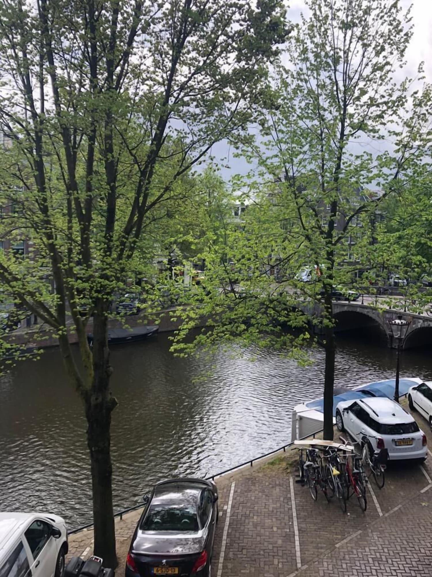 Vista Exterior The Toren Amsterdam by The Pavilions