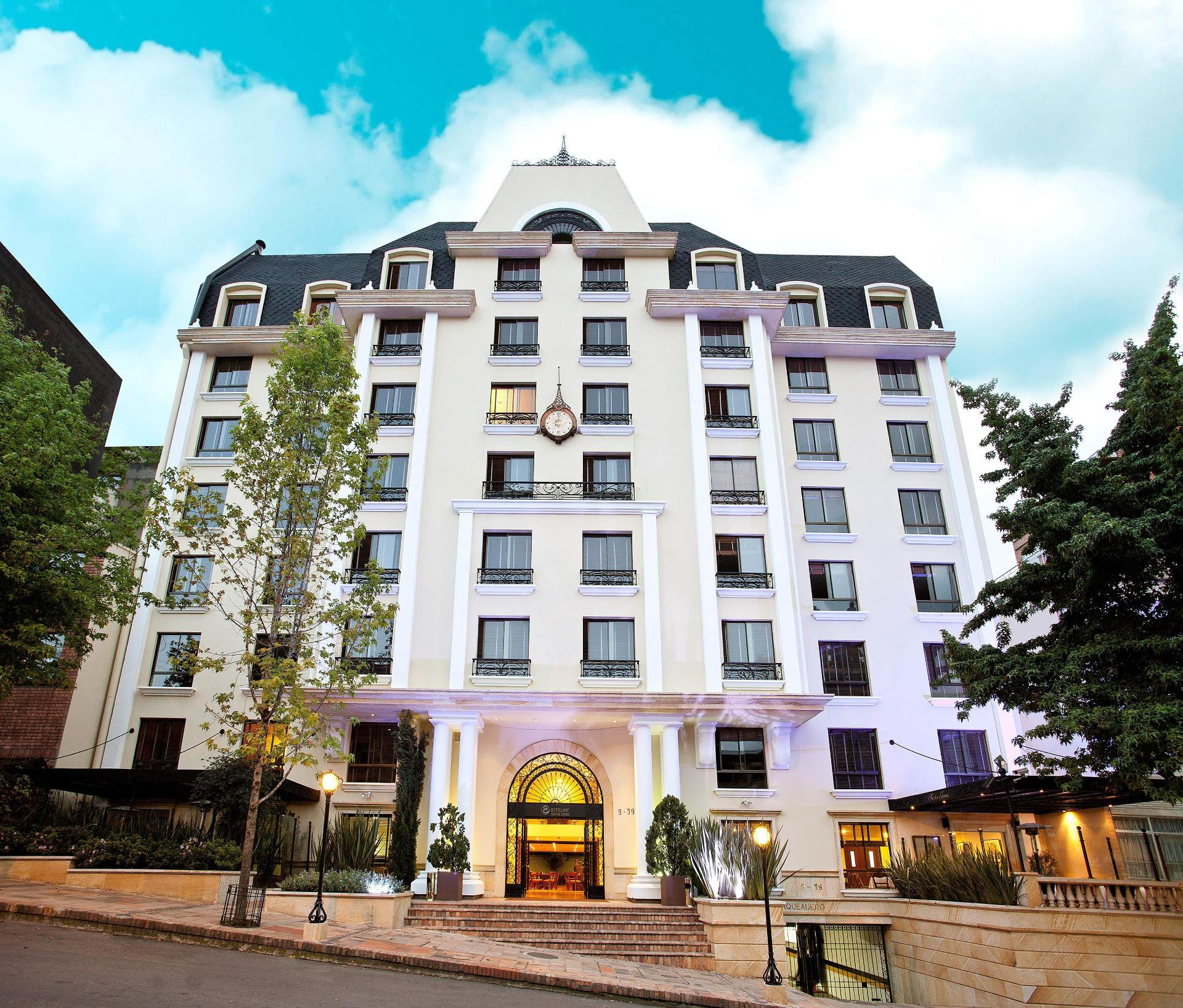 Vista Exterior Hotel Estelar Suites Jones