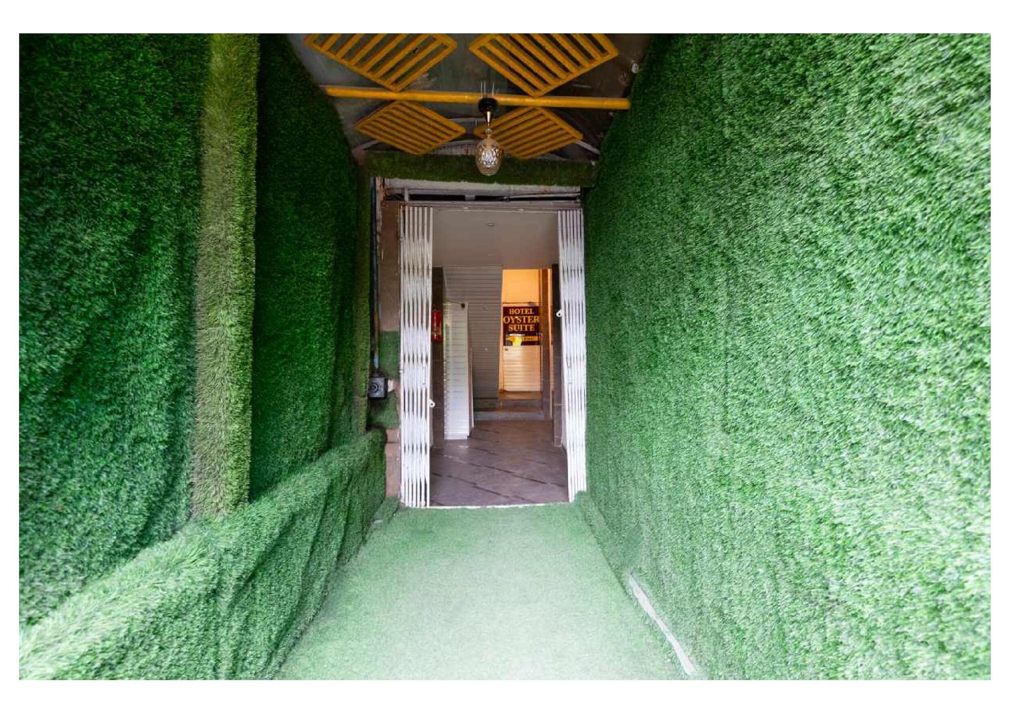 Vista Exterior Oyster Suite By Glitz Hotels