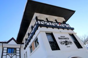 Alojamiento - Conacul Bratescu