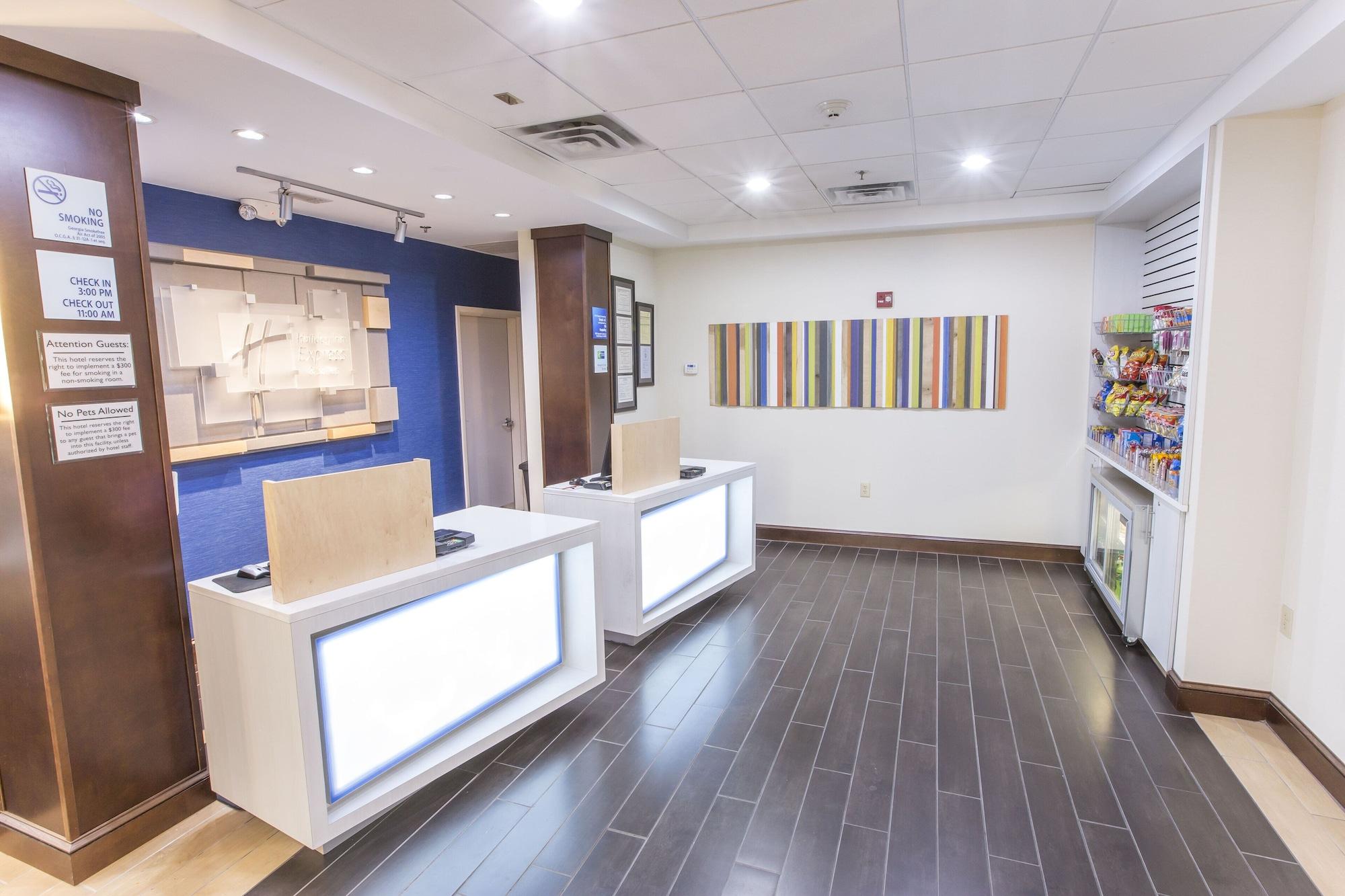 Vista Exterior Holiday Inn Express McDonough by IHG