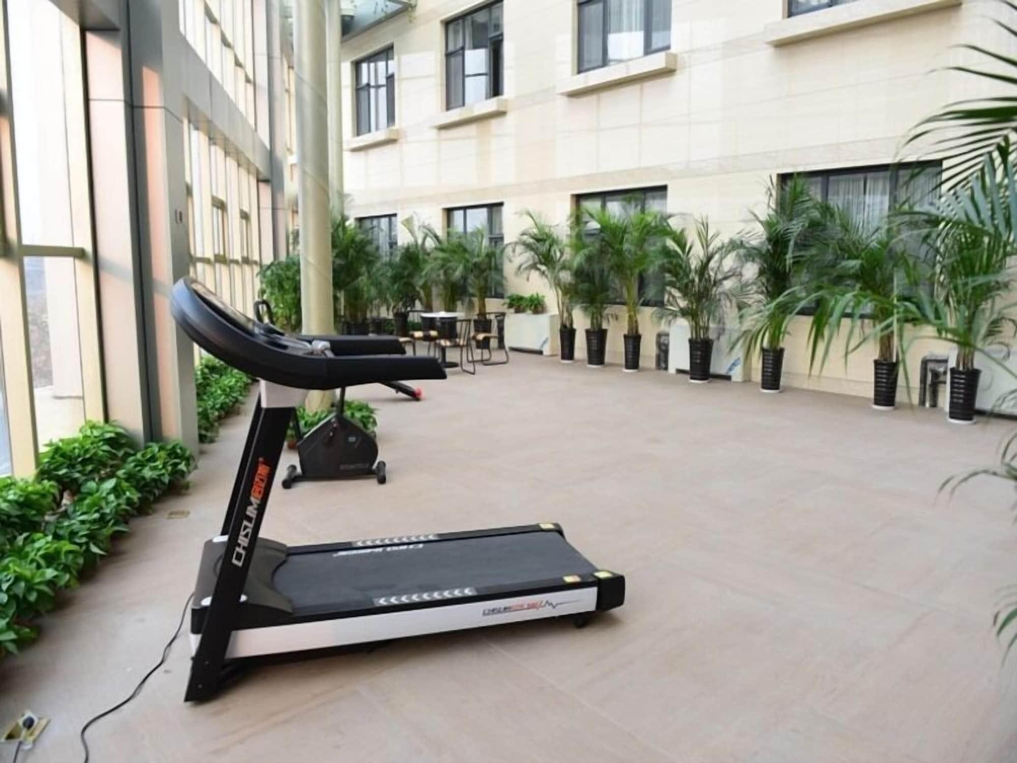 Gimnasio GreenTree Inn Xingtairen People St Business Hotel