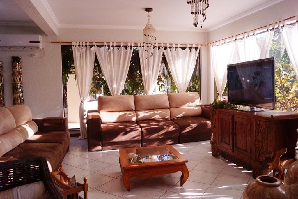 Vista Lobby Hotel Kima