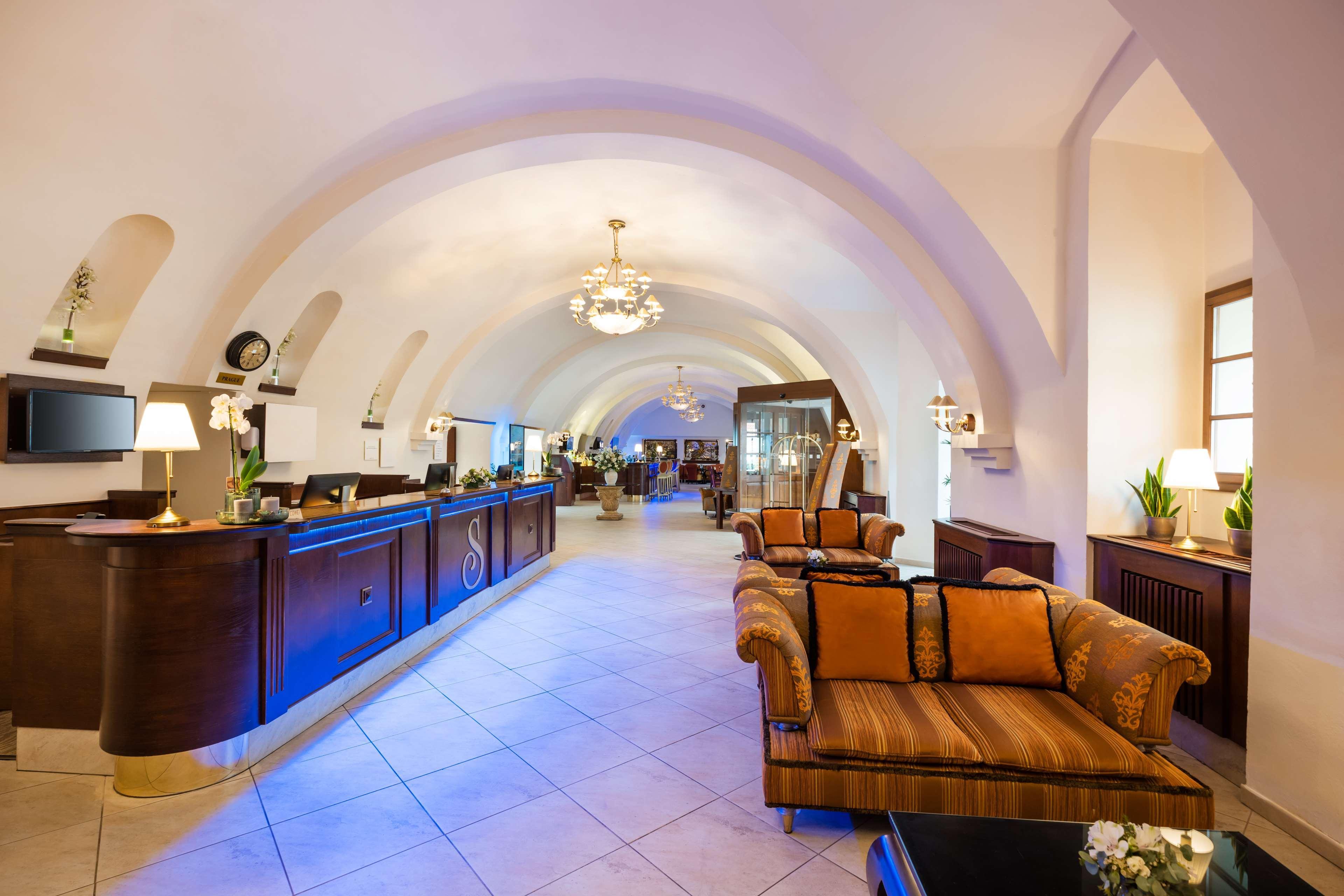 Vista Lobby Lindner Hotel Prague Castle, part of JdV by Hyatt