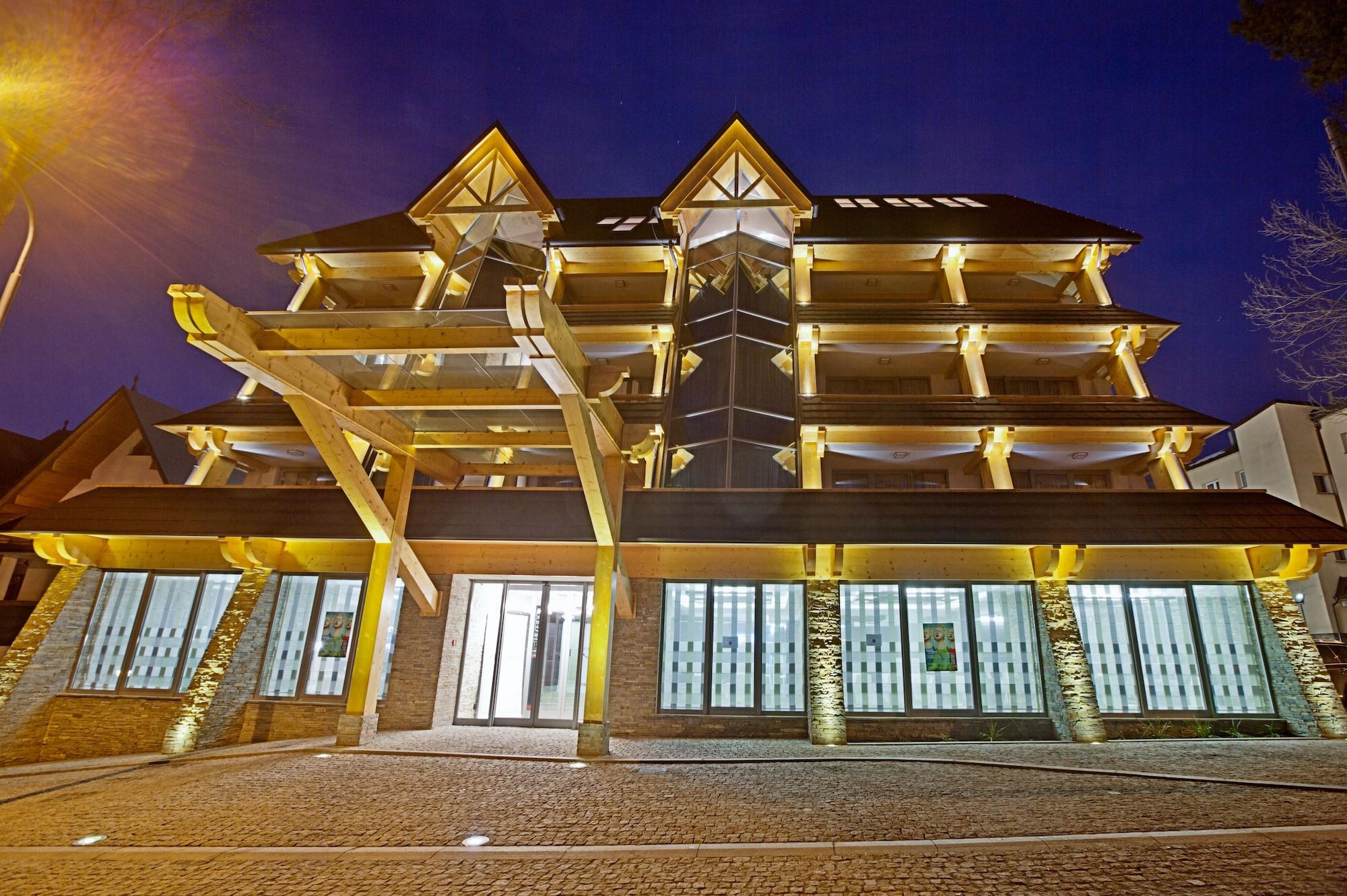 Vista Exterior Hotel Rysy