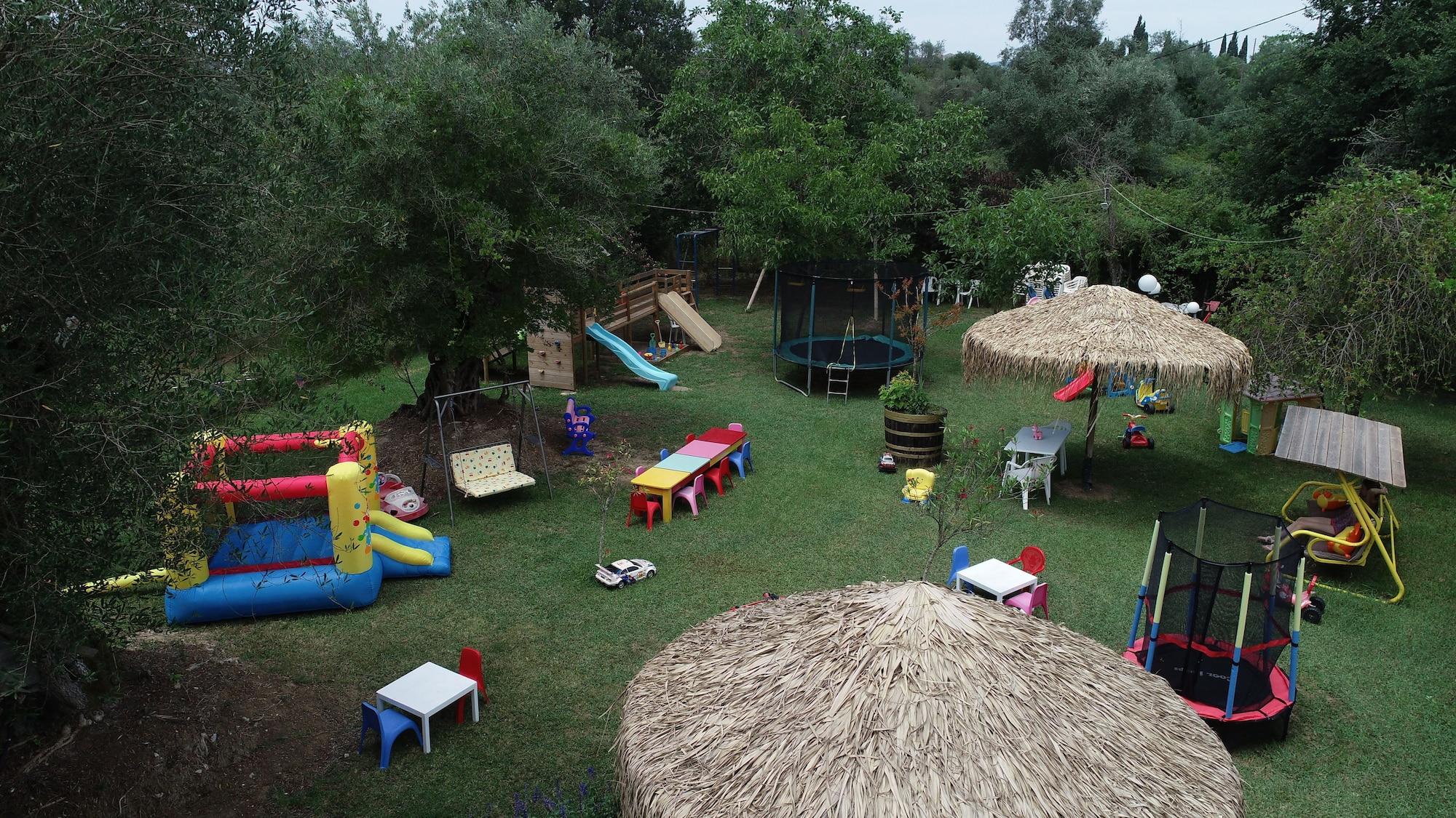 Instalaciones Recreativas Spiti Nikos